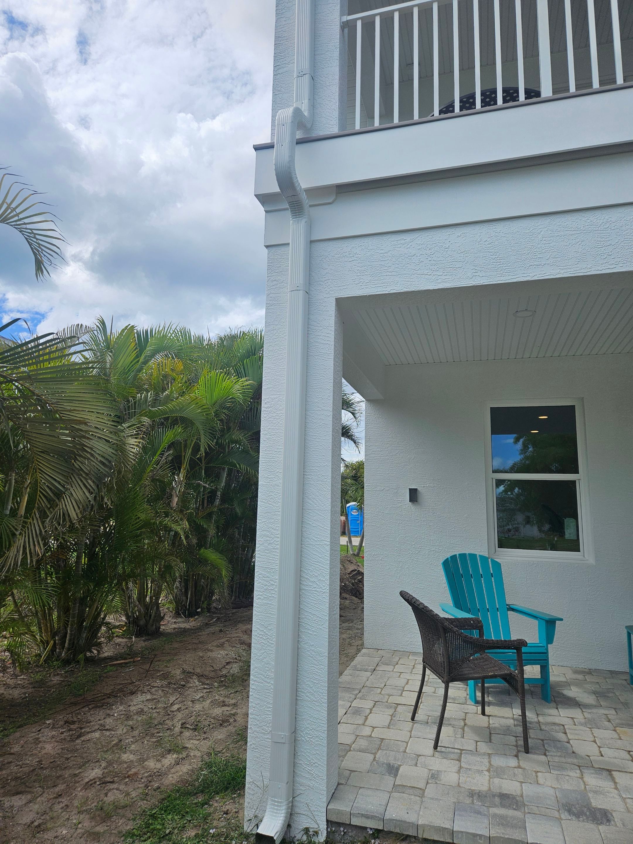 6-inch K-style Seamless Gutters and 3x4 Downspout Elbow Installation in Englewood, FL  by Gutter Professors