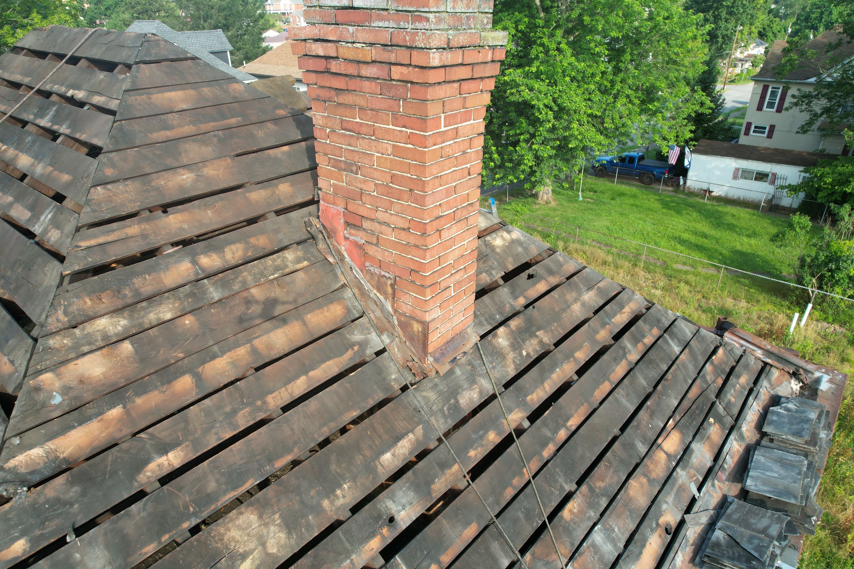 Residential Roofing Installation using GAF Timberline HDZ Charcoal by Rainstoppers Roofing
