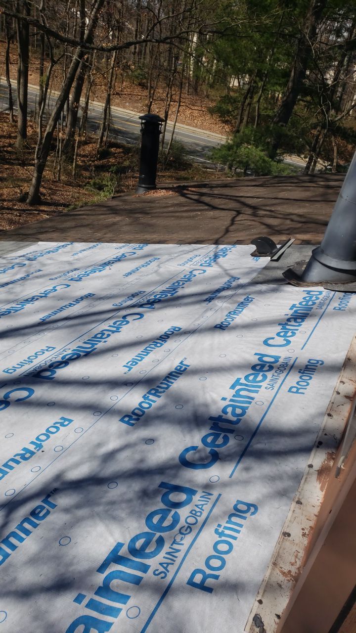 Reston CertainTeed Landmark Resawn Shake New Roof Installation & Siding/Trim Repairs by RM Banning, Inc.