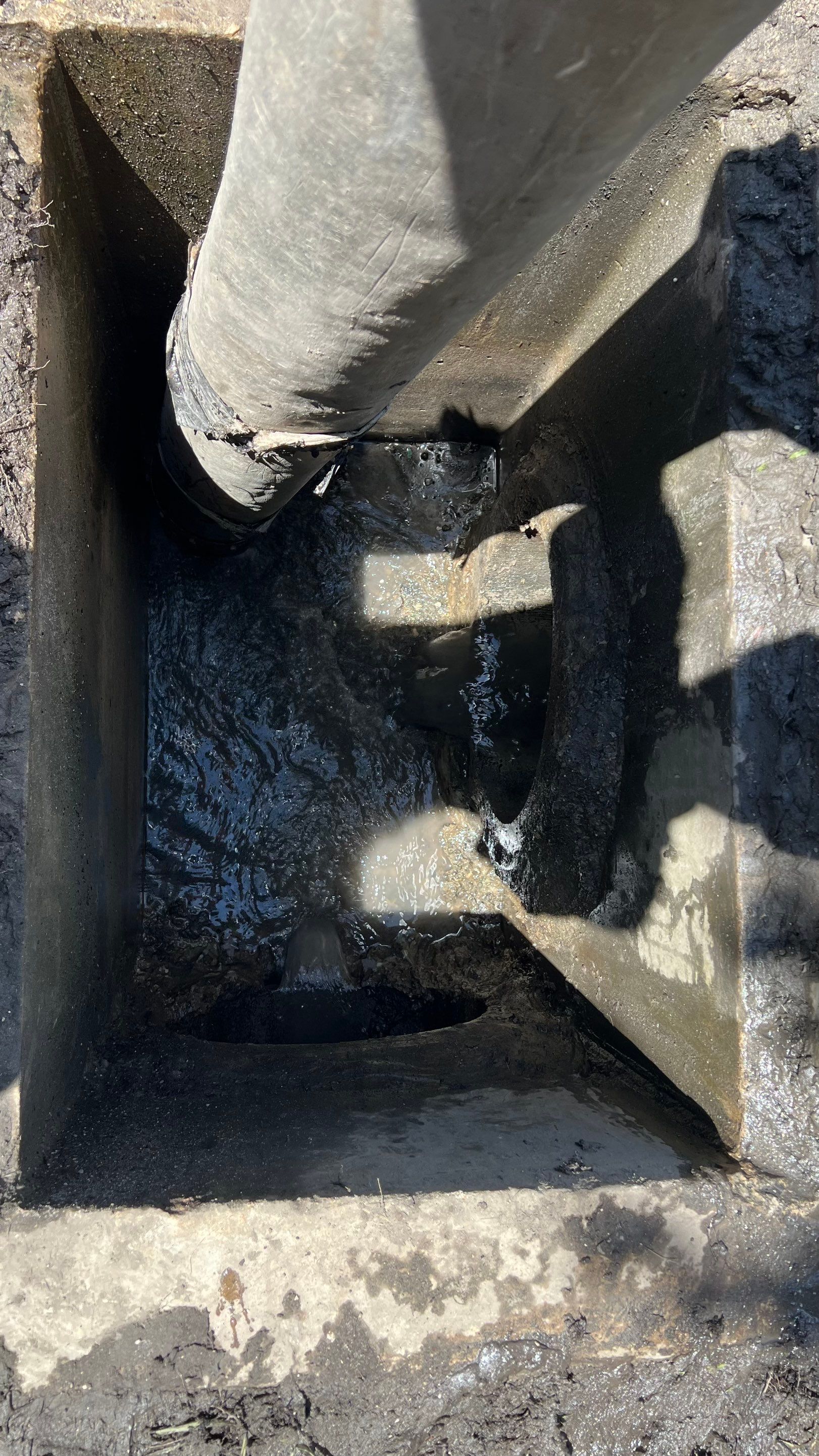 Naples Sunbelt Stormwater Catch Basin Cleaning by APS Power & Water