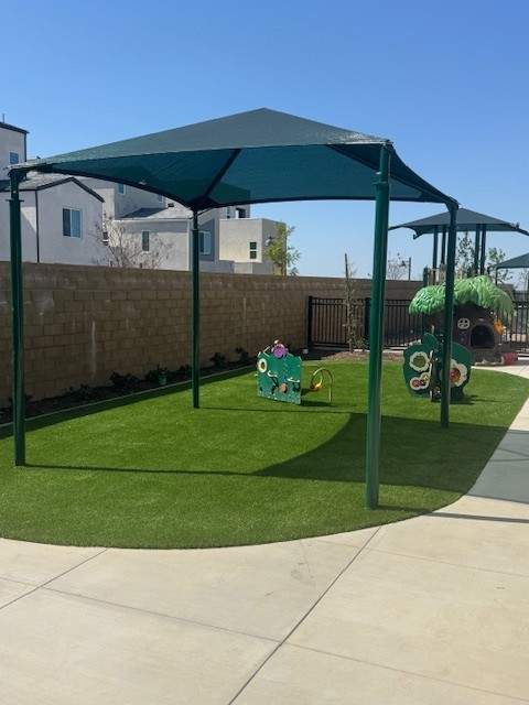 Creme de La Creme Turf Installation in Irvine by Southwest Greens Midwest