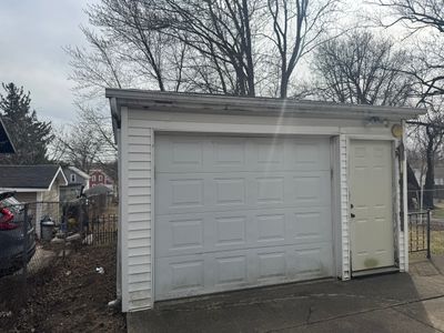 Turtle Shell gutter protection installation in Aurora, IL 60505, photograph 11