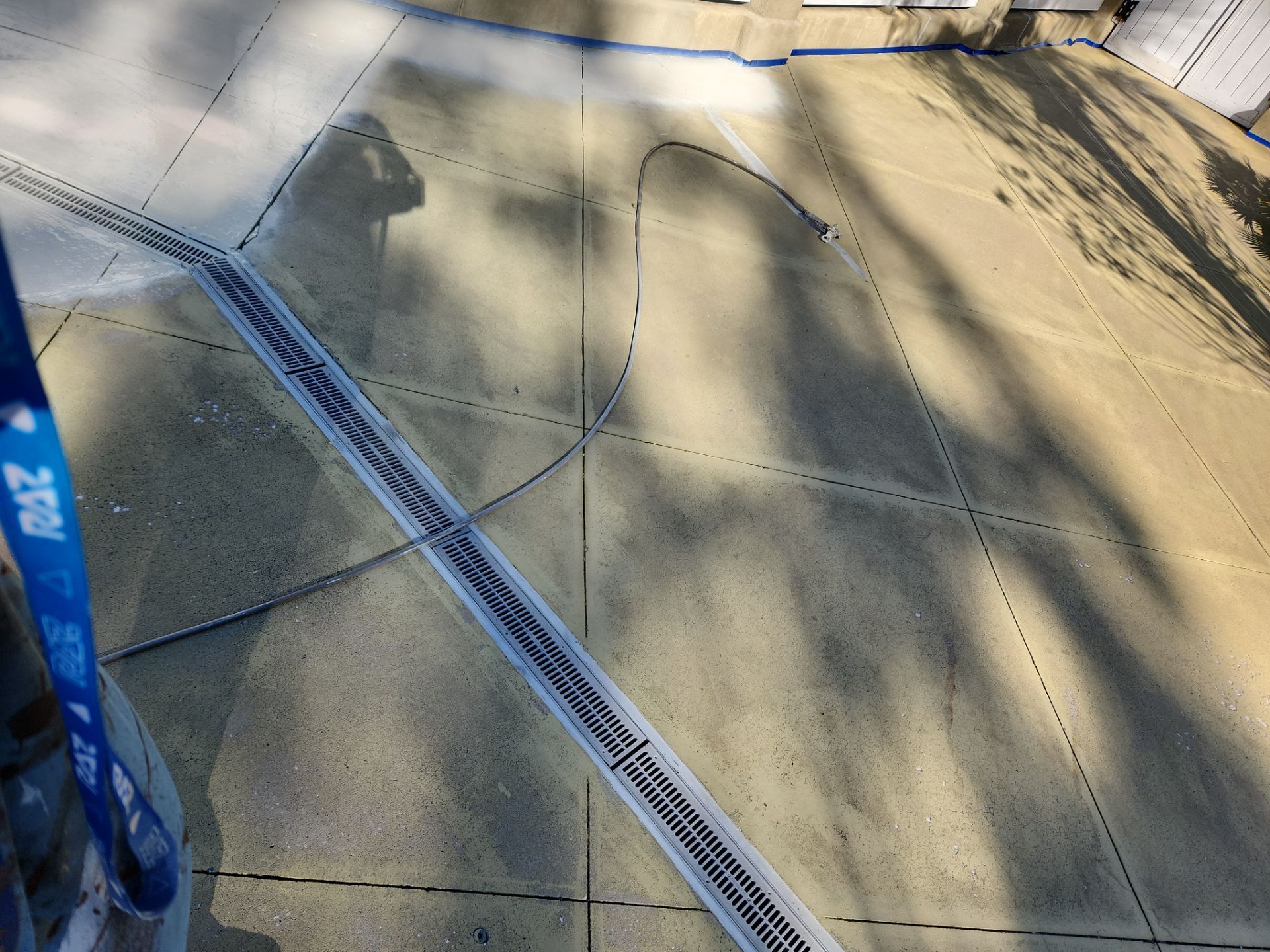 Concrete Pool deck with AcryFin by DuraSeal