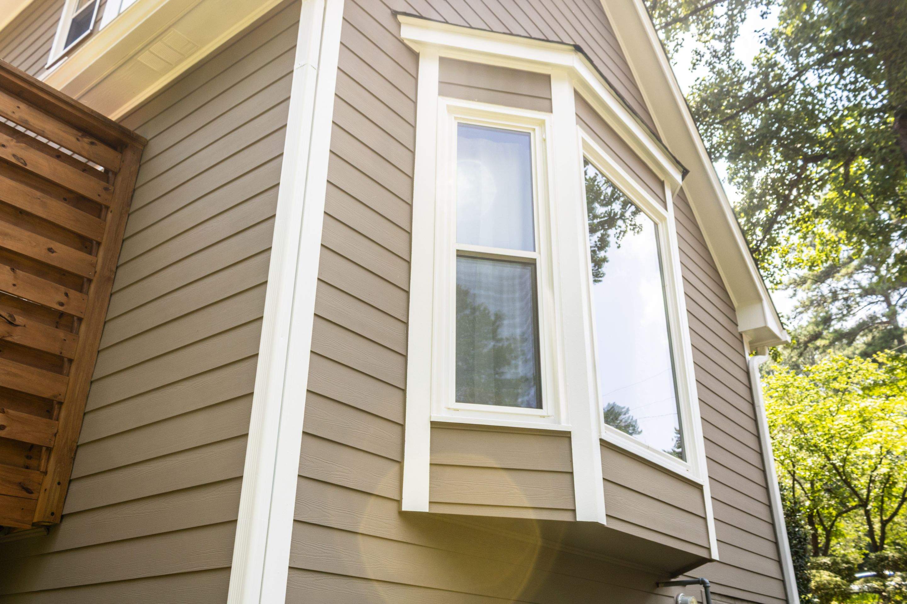 Siding Replacement and Exterior Painting using James Hardie Lap Siding and Sherwin Williams Paint by Nelson Exteriors 