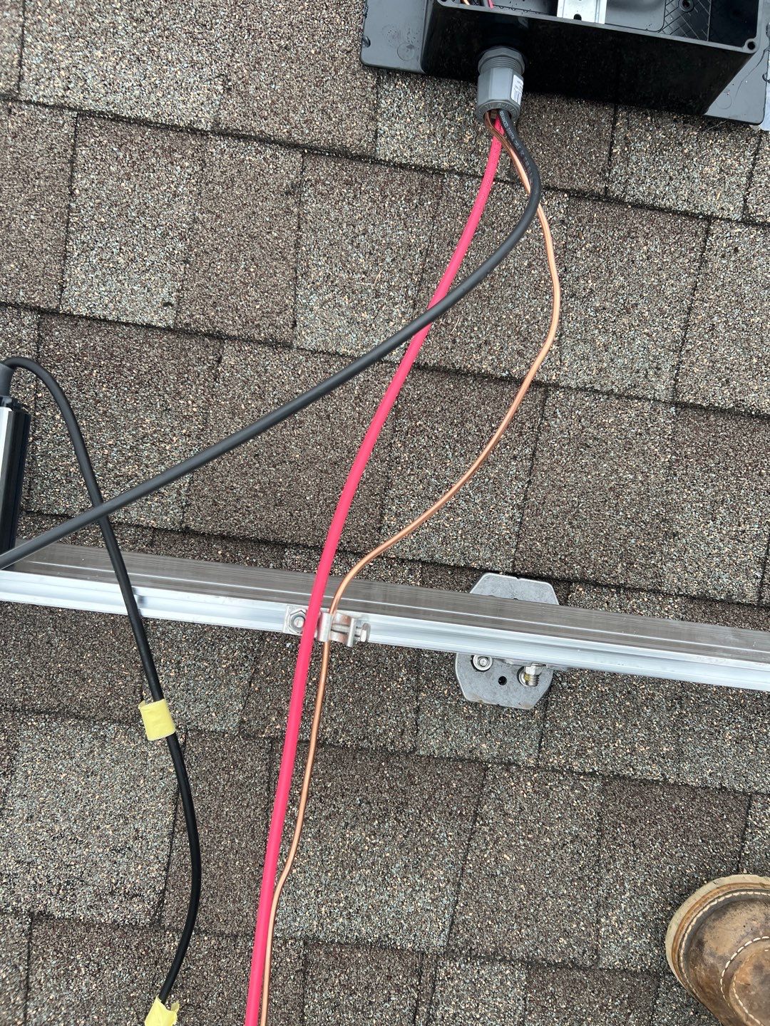 Project in Nashville by Green Wave Solar 