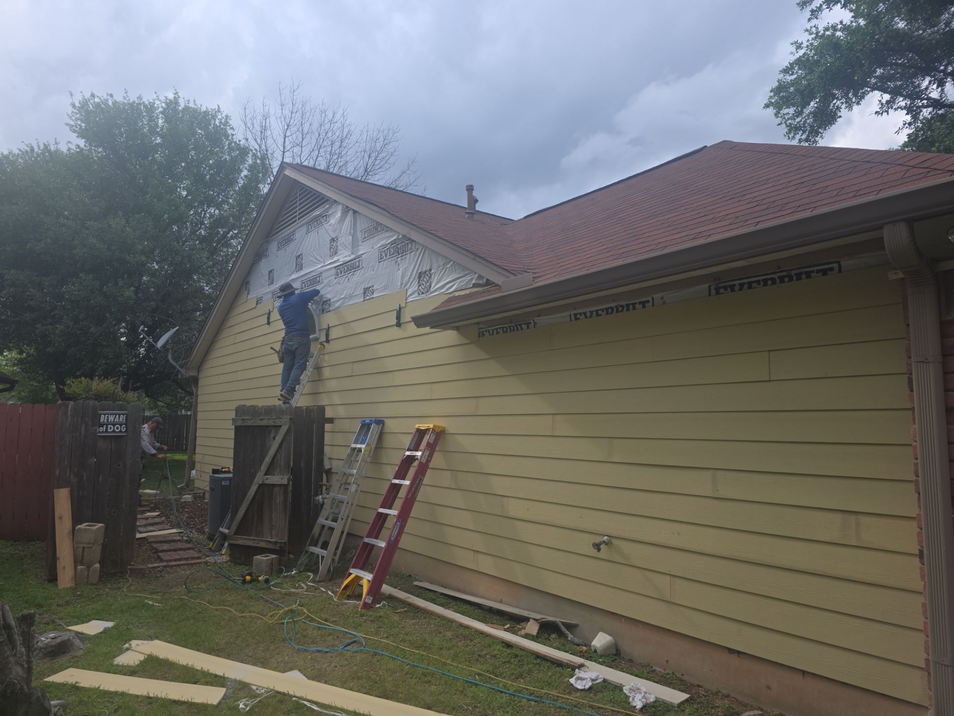 Siding project in Cedar Park, TX by REPS Austin Area Roofer