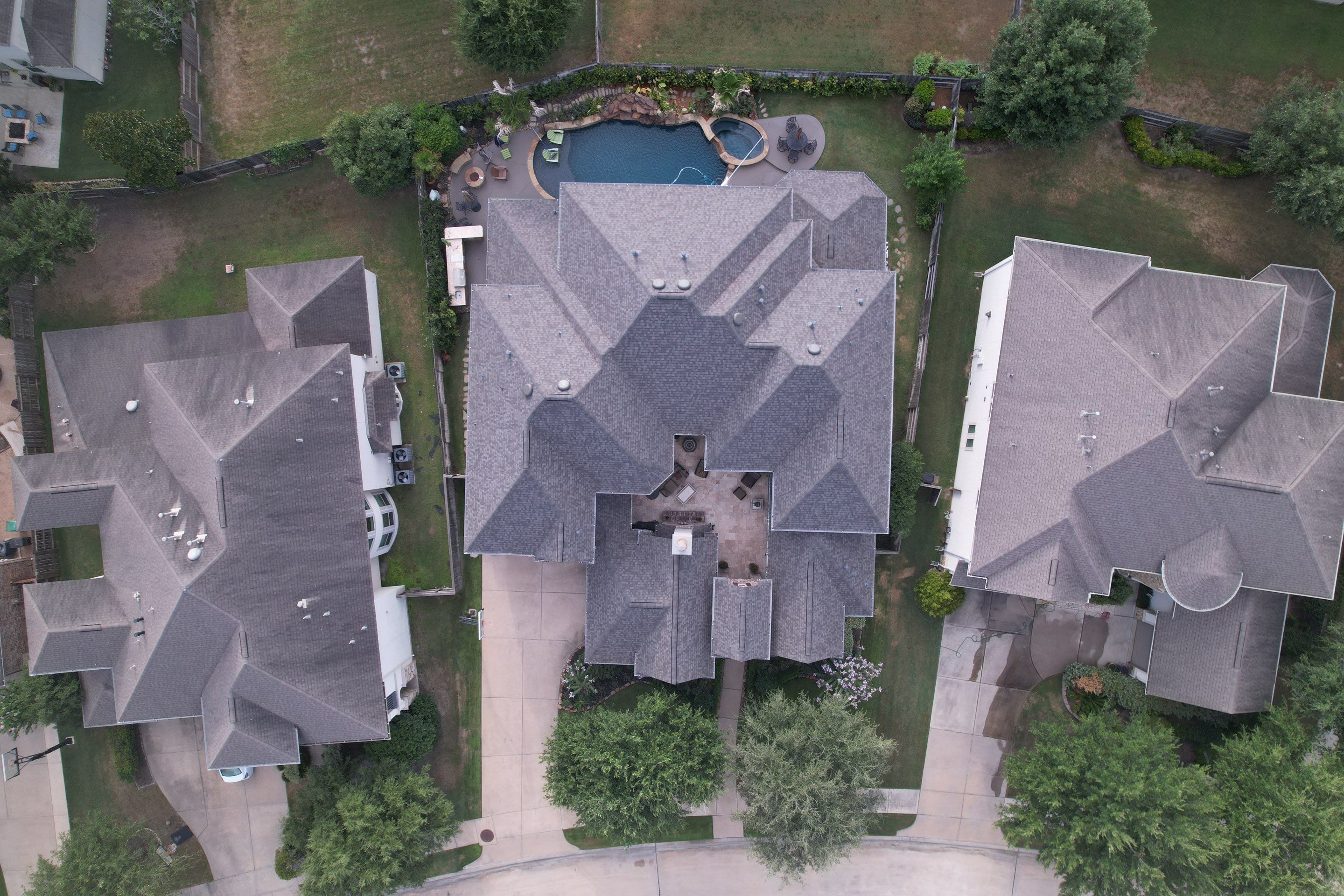 Residential Roofing Installation using CertainTeed Landmark by Vlex Roofing