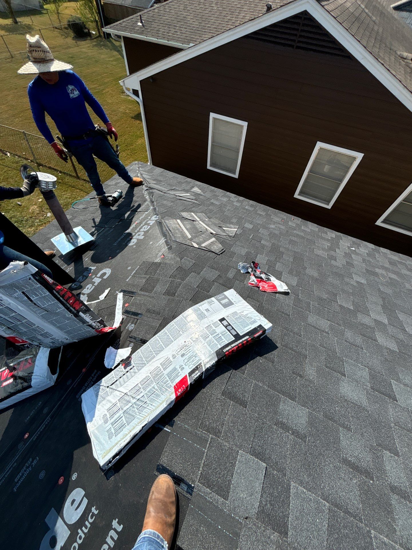 Residential Roofing Installation using Owen's Corning Duration (Lifetime) Shingles by Roof Repair Company