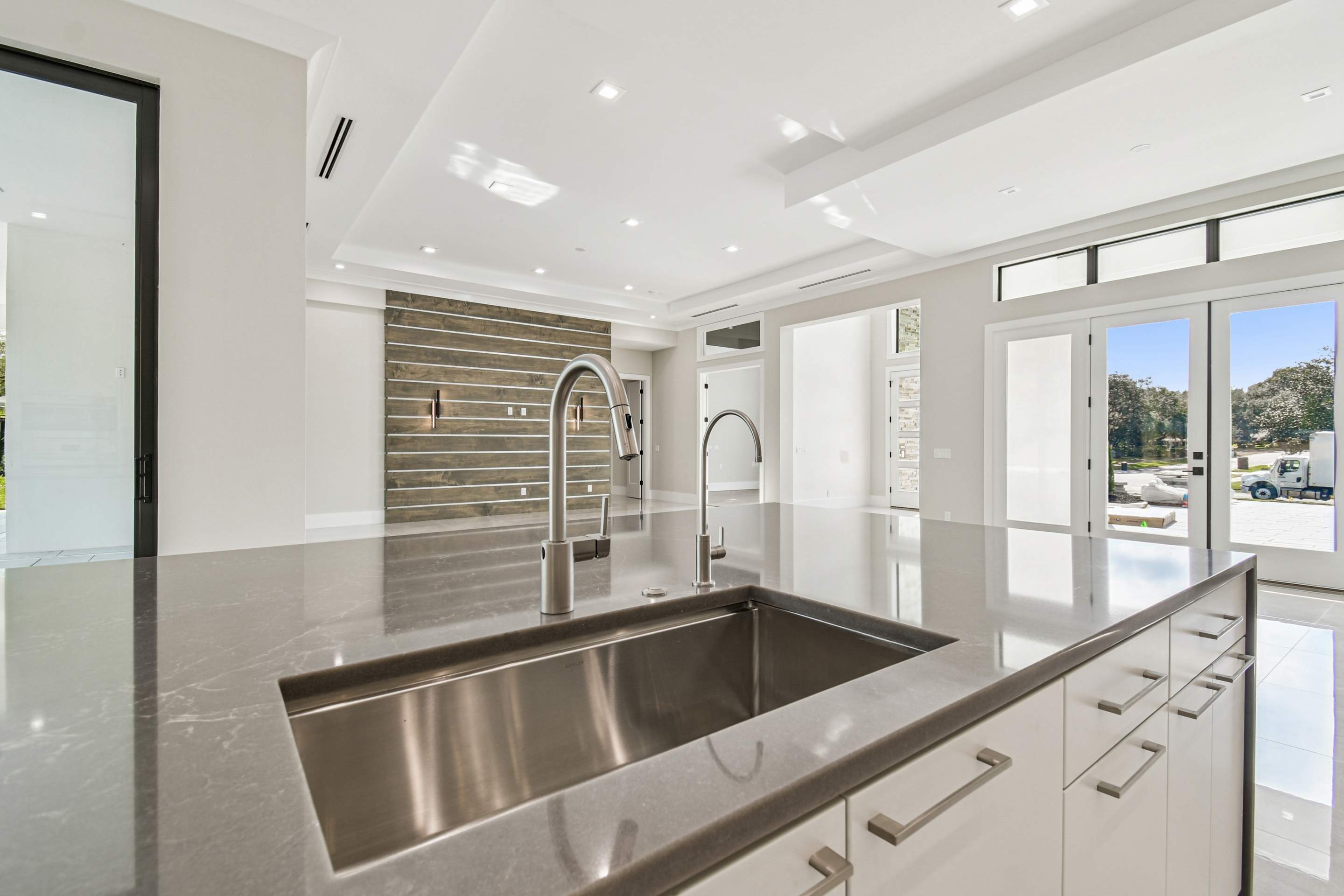 AR Homes®️ Tampa - Lyons Heritage Tampa, LLC featured photo.