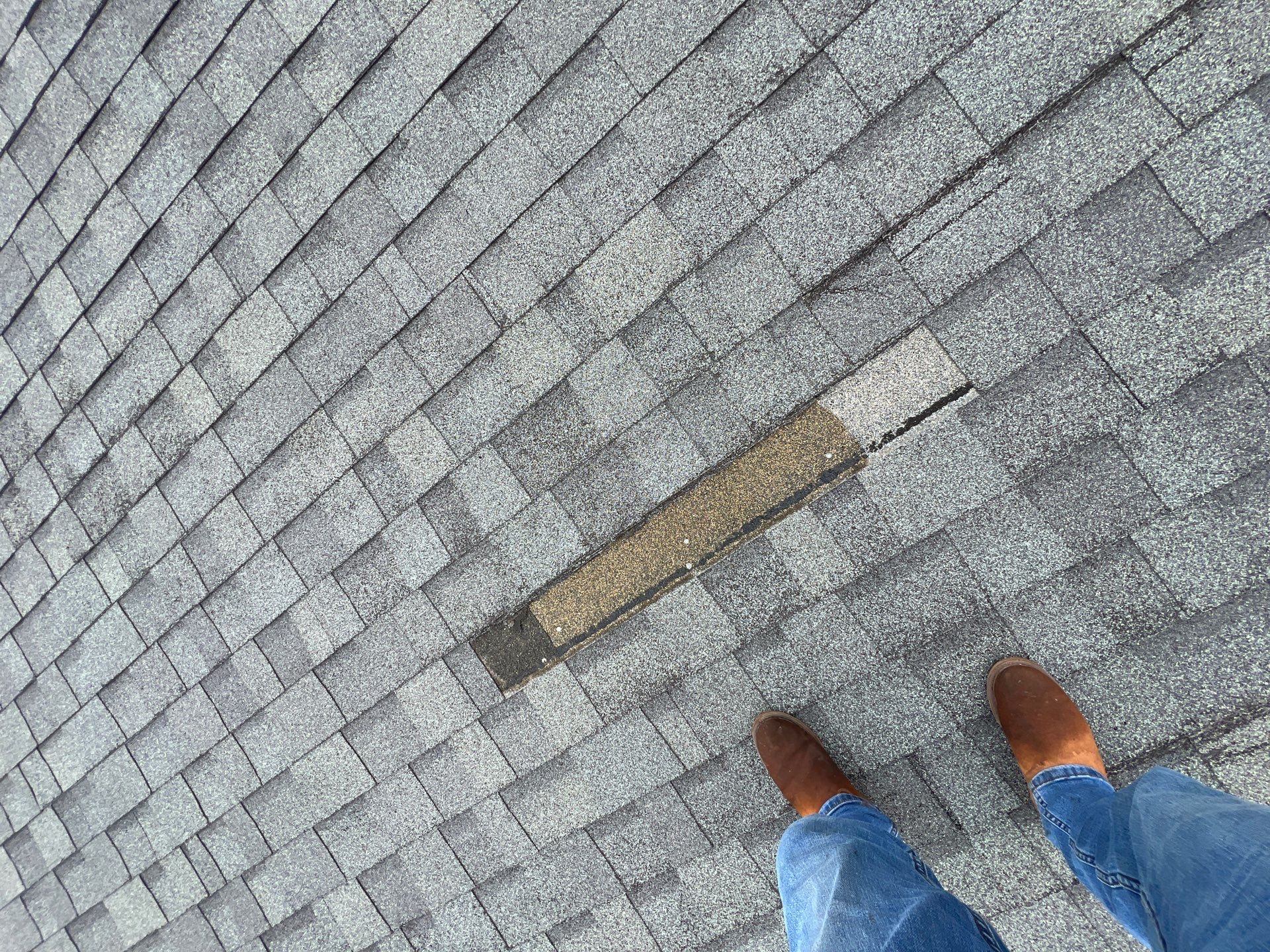 Hail Damage using Owen's Corning Duration (Lifetime) Shingles by Roof Repair Company