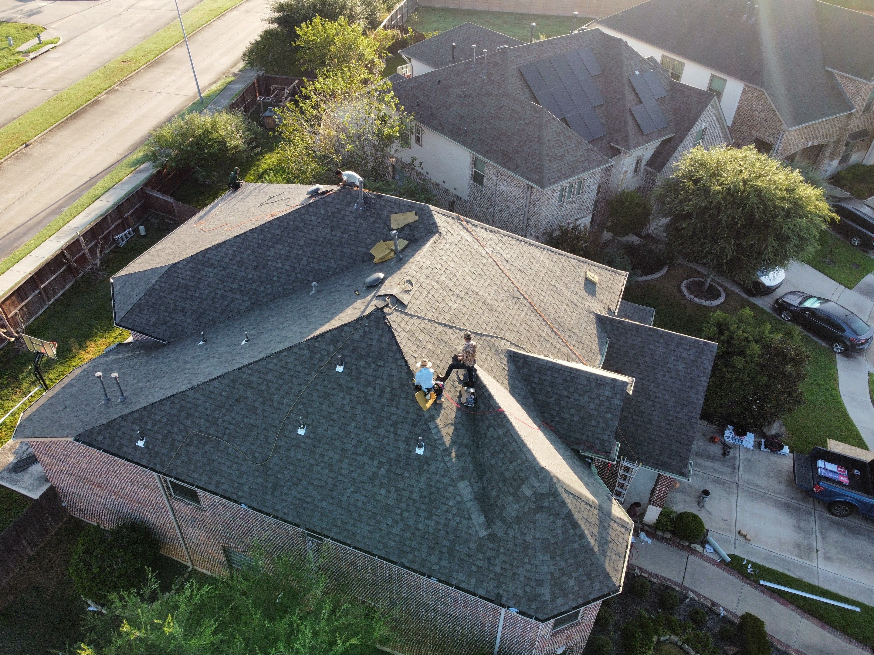 Residential Roof Replacement using IKO Cambridge - Weathered Wood by Elite Roofing LLC