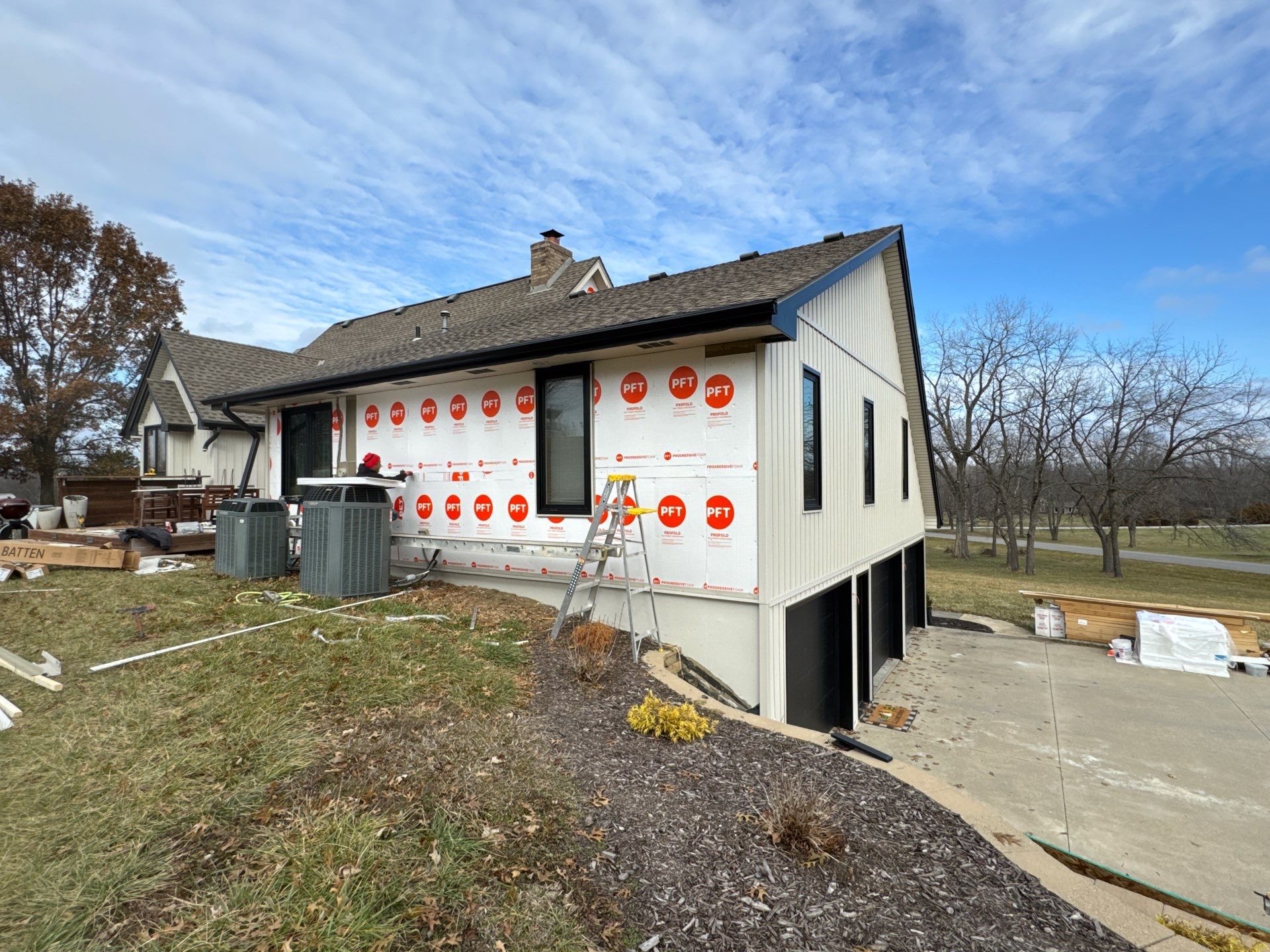 Craneboard Siding and Cedar Renditions Installation in Liberty Mo by EEC Windows, Siding & Roofing