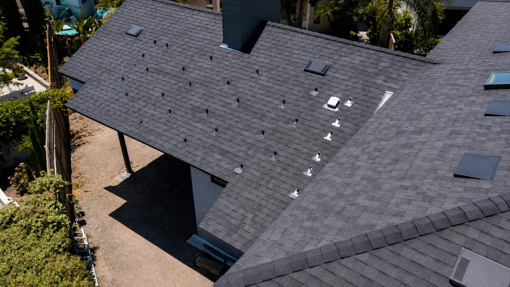 Rancho Santa Fe New Construction Roof | CertainTeed Landmark Solaris with Integrated Solar by Zenith Roofing Services