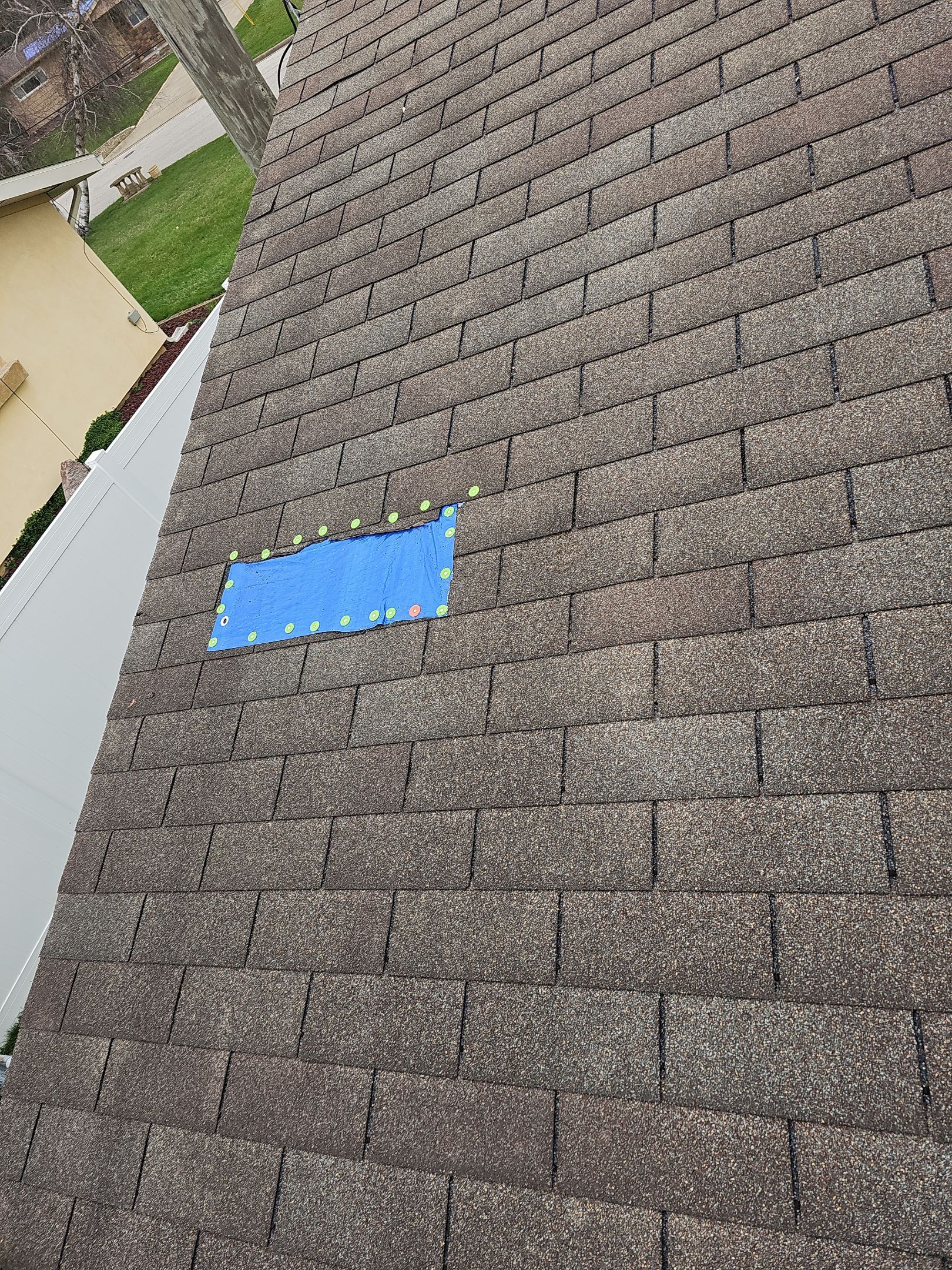 ATLAS PINNACLE COLOR: WEATHERED WOOD by Eagle Eye Roofing