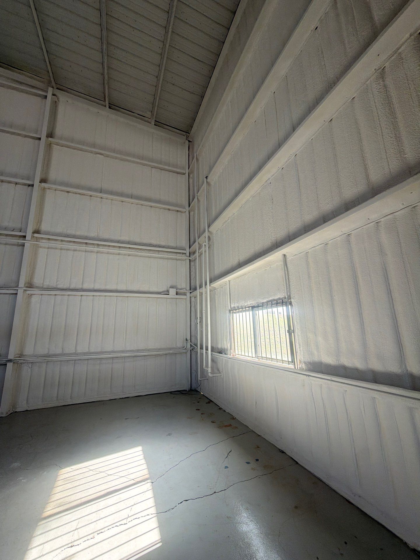 20,000 SF Airplane Hangar  by Apex Insulation Solutions