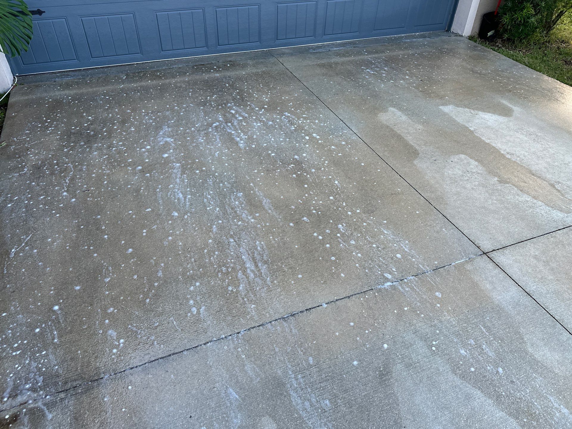 Driveway Cleaning in Palmetto, FL – Trevesta Community by Sunshine AquaWash