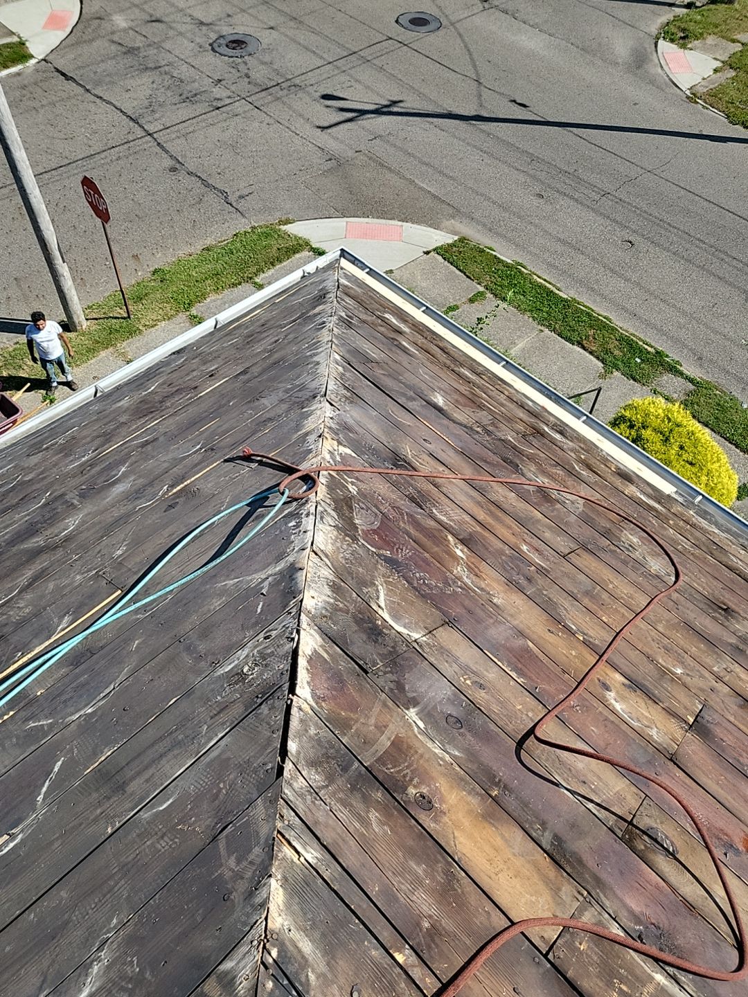ATLAS PINNACLE COLOR: MORNING HARVEST DRIP EDGE: MUSKET BROWN by Eagle Eye Roofing