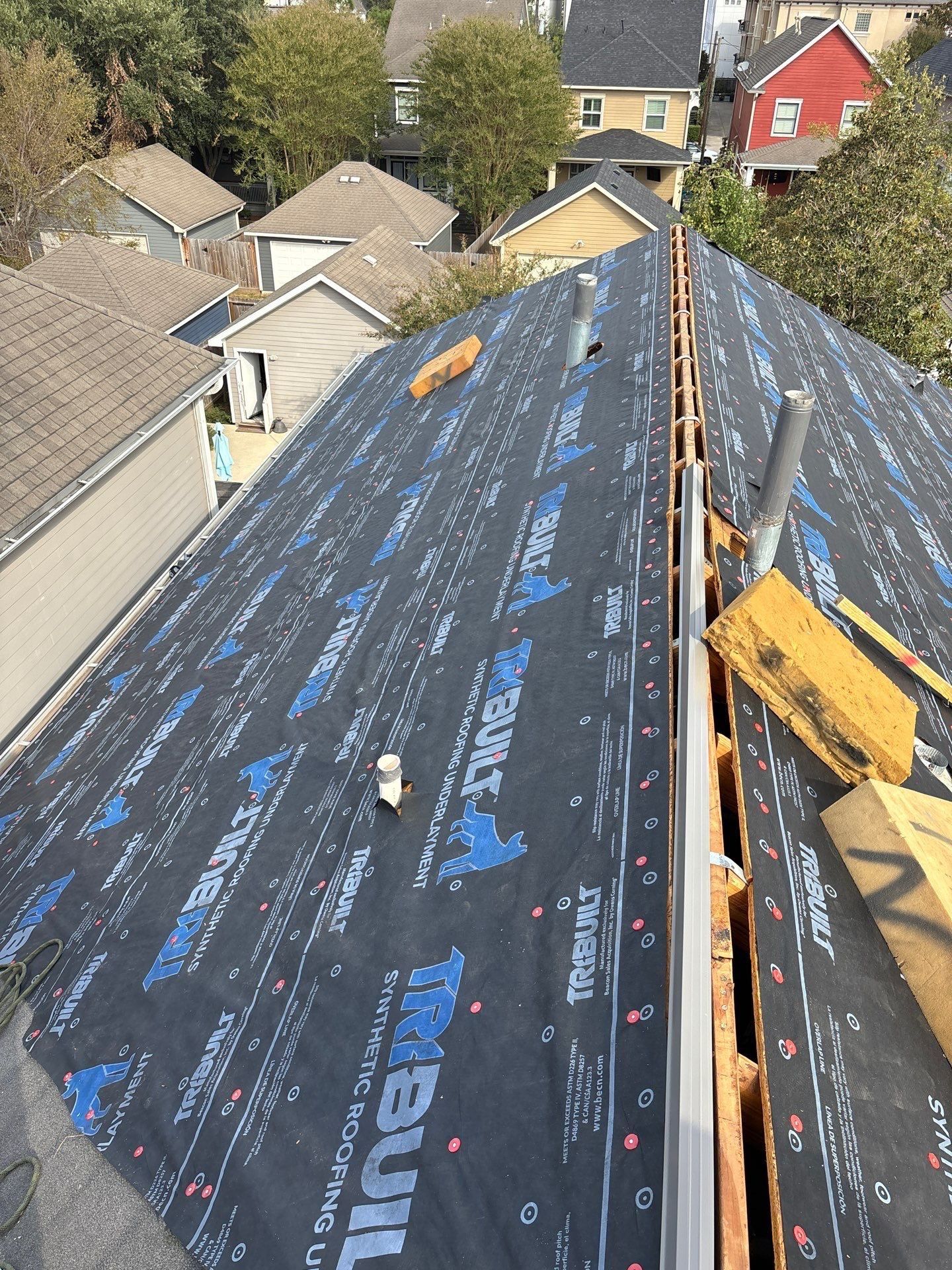 Residential Roofing Installation using Owen's Corning Duration (Lifetime) Shingles by Roof Repair Company