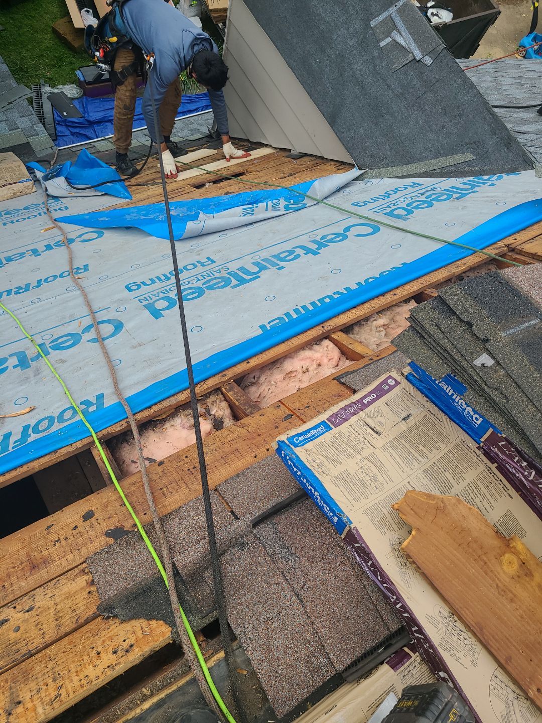 Falls Church: CertainTeed Landmark Pro Designer Shingles in Max Def Pewter by RM Banning, Inc.