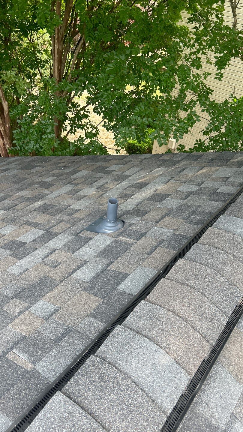 Williamsburg Gray - Owens Corning TruDefinition Duration by RoofsOnly.com