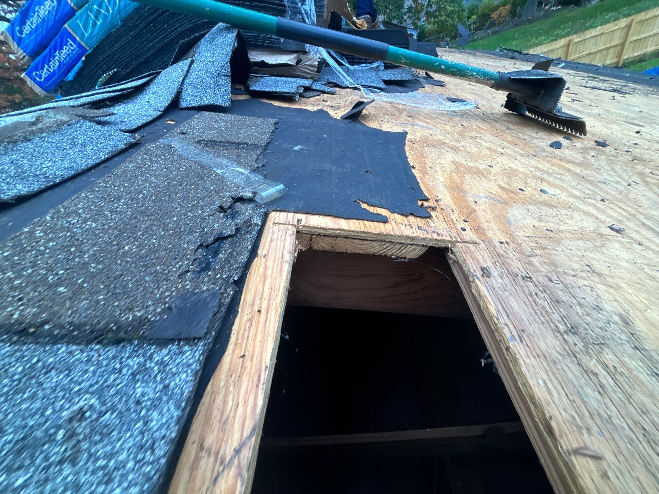 Roof Replacement using CertainTeed Landmark by 180 Contractors