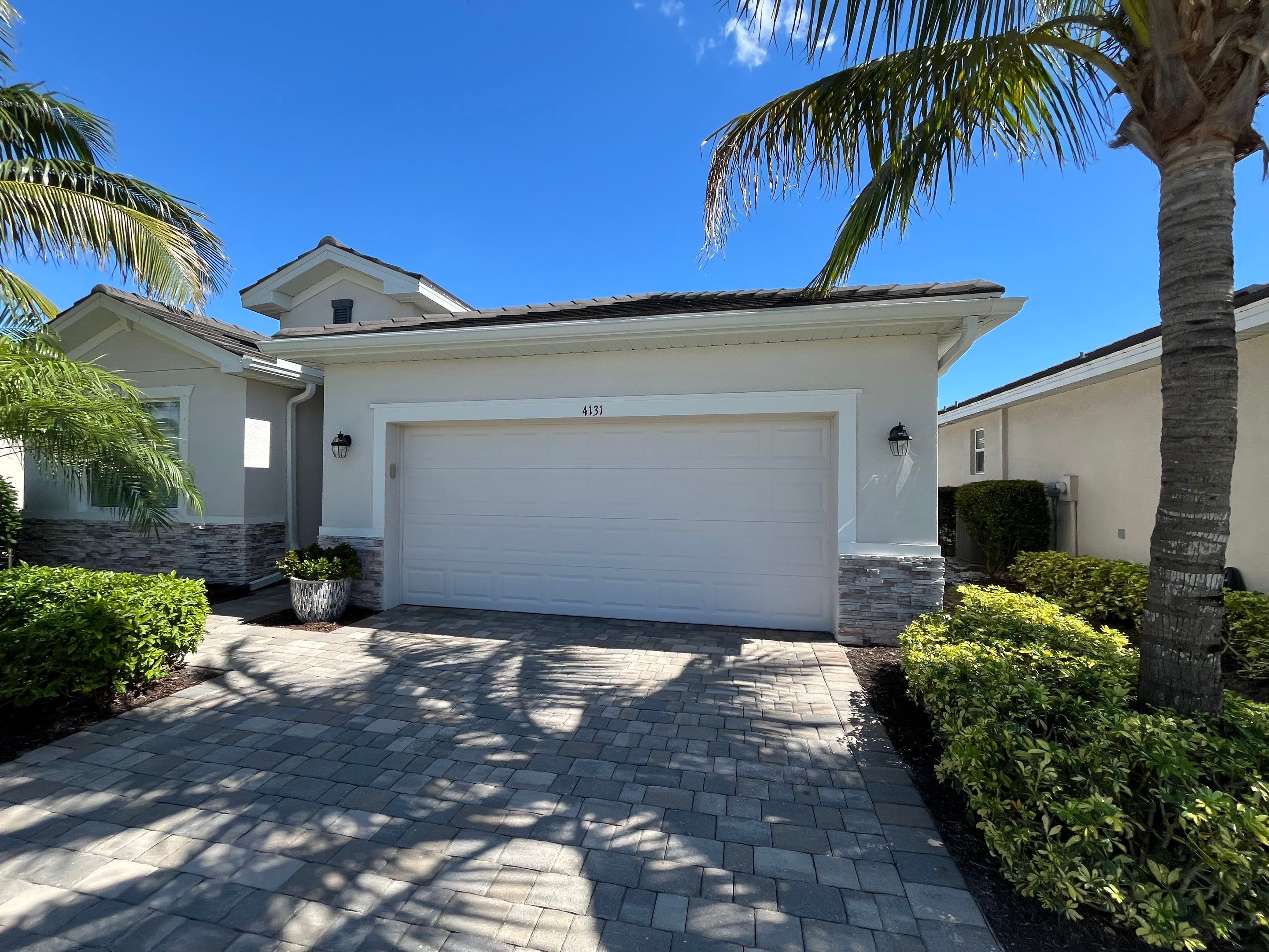 Seamless Gutter Repair and Tune-Up in Fort Myers FL by Gutter Professor by Gutter Professors