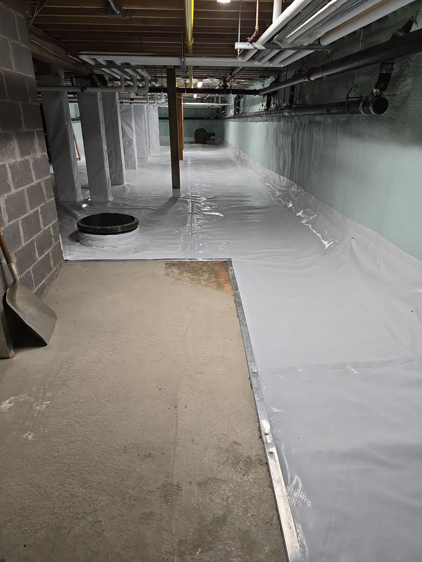 Crawl Space Encapsulation using Closed Cell Spray Foam by NYS Foam & Energy