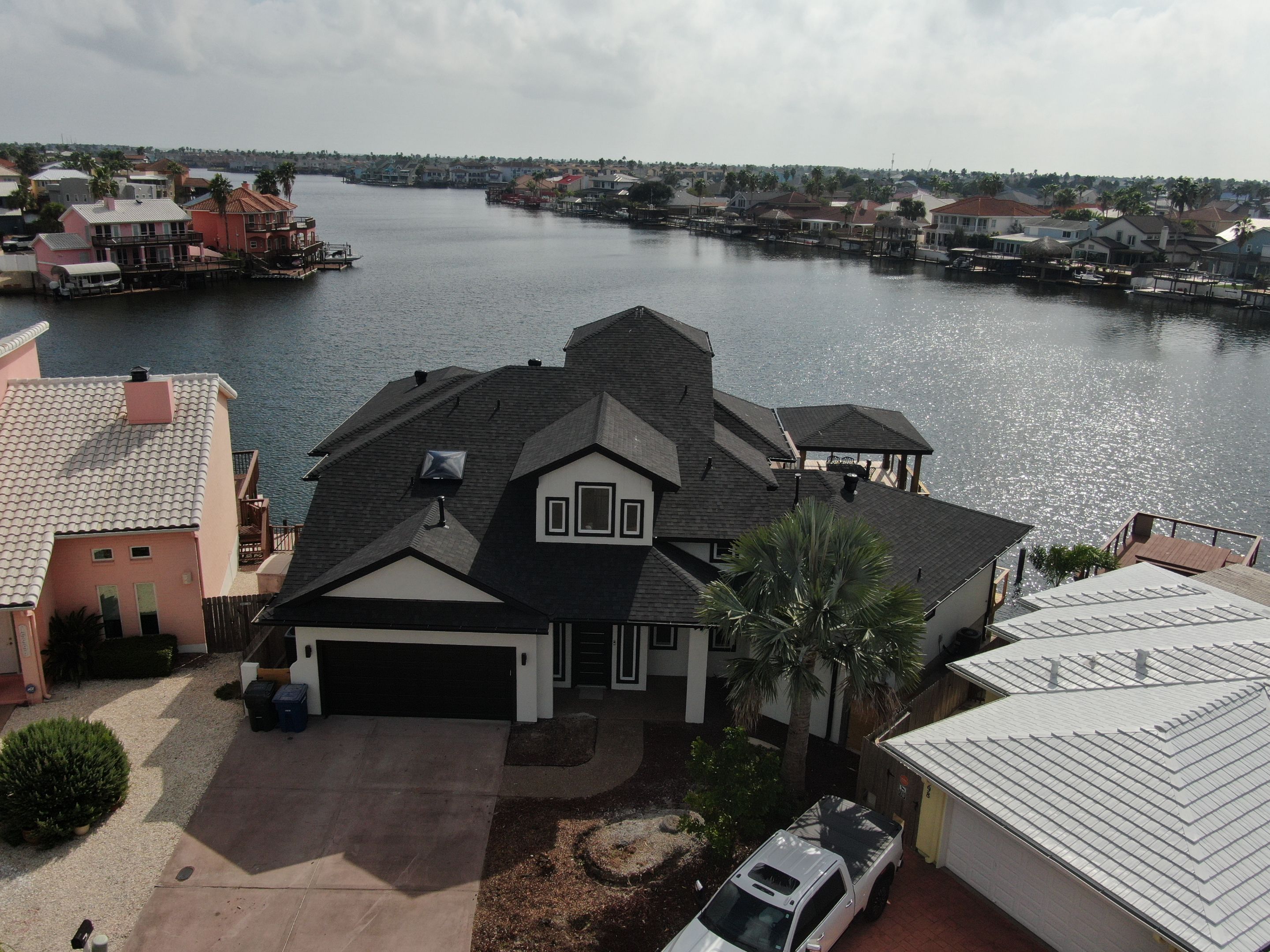 Stucco by Bayfront Roofing and Construction