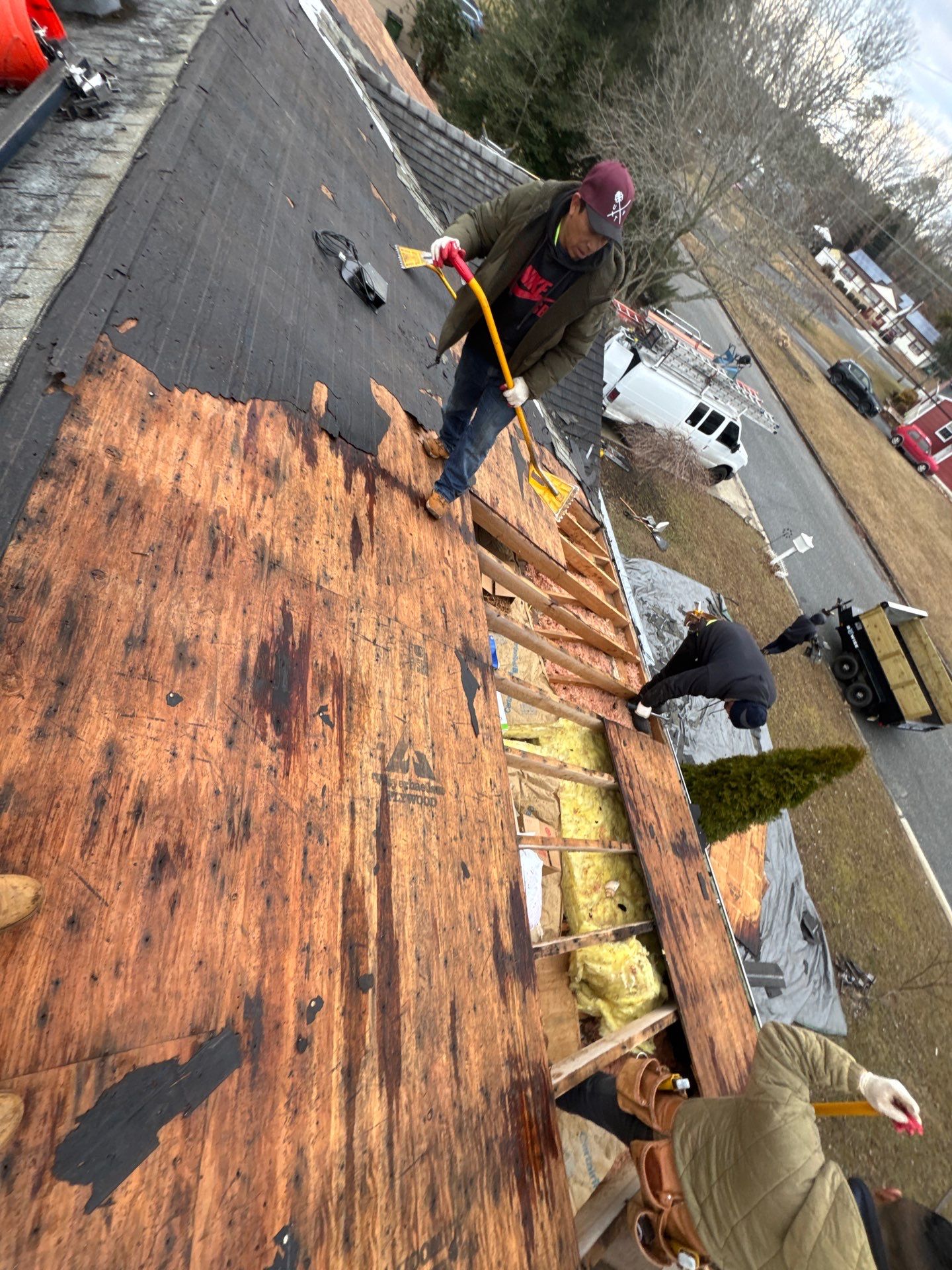 Weathered Wood Shingles by Reimagine Roofing