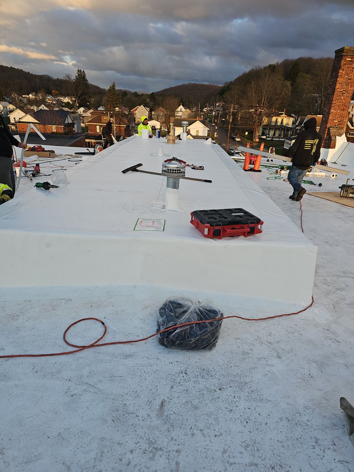 Western Auto  by 768 ROOF, LLC.