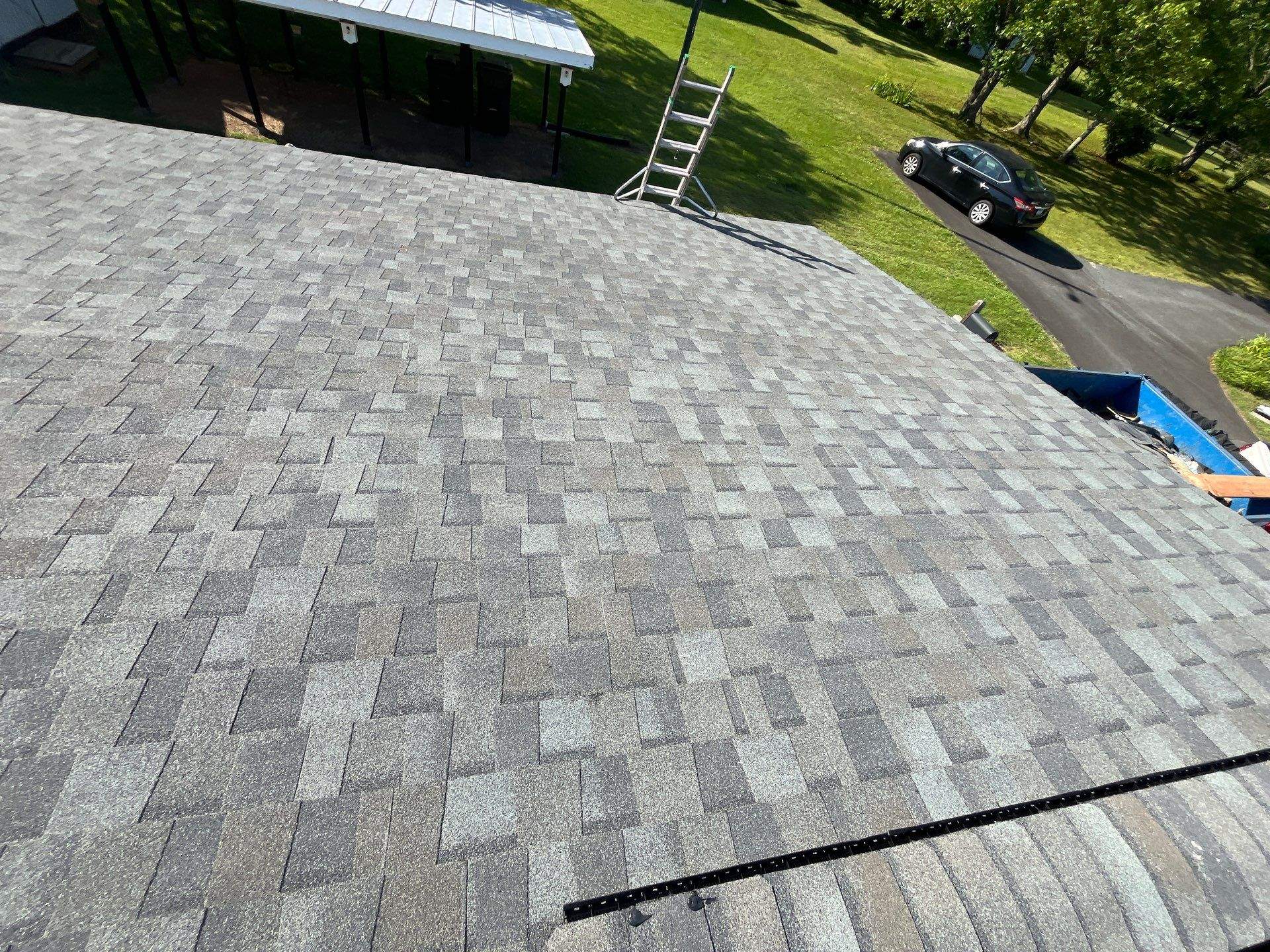 CertainTeed Landmark Pro Georgetown Gray - Multiples by Smithrock Roofing
