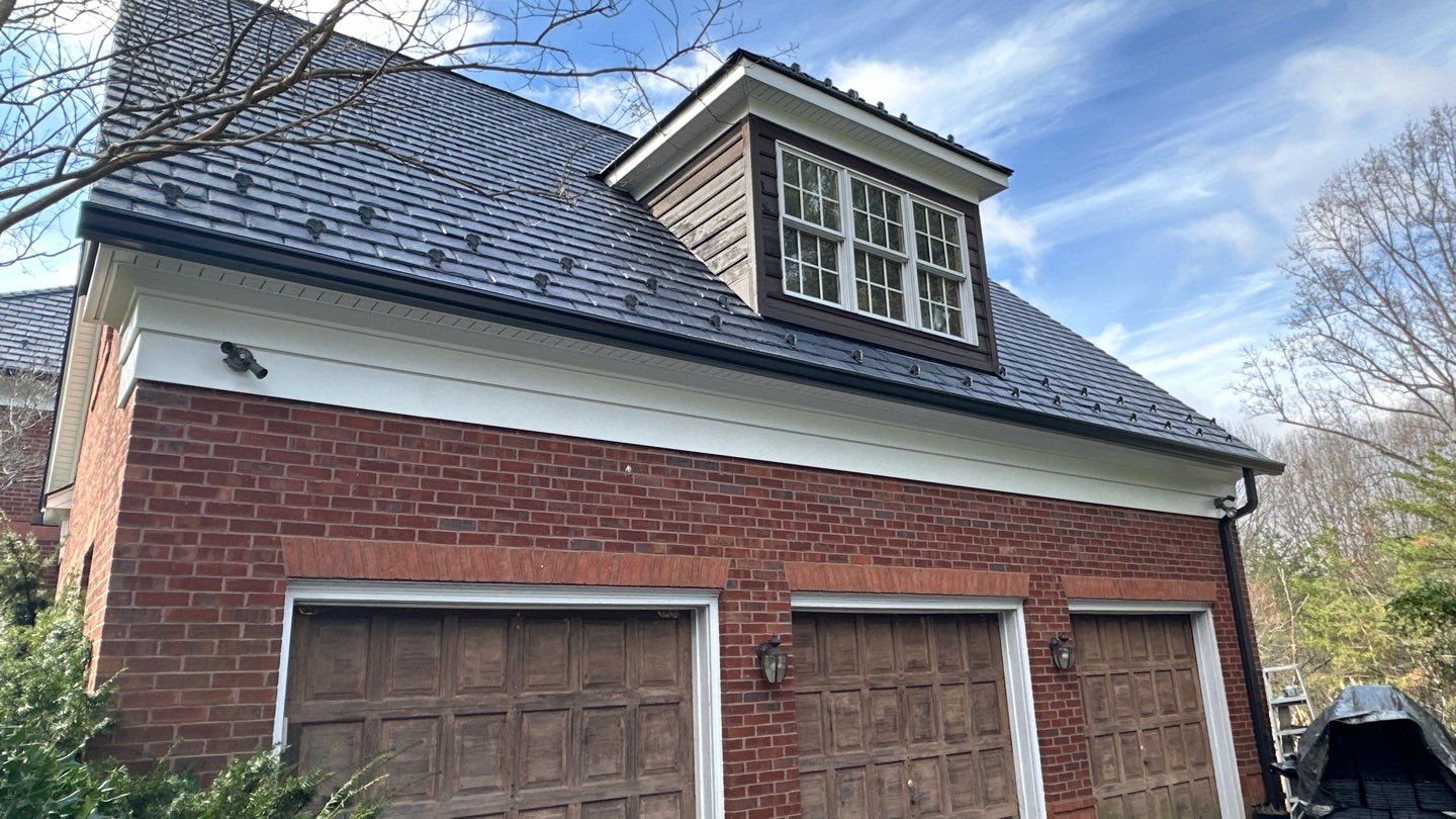 Clifton Multi-Trade Restoration: DaVinci Single Width Slate in Slate Black by RM Banning, Inc.