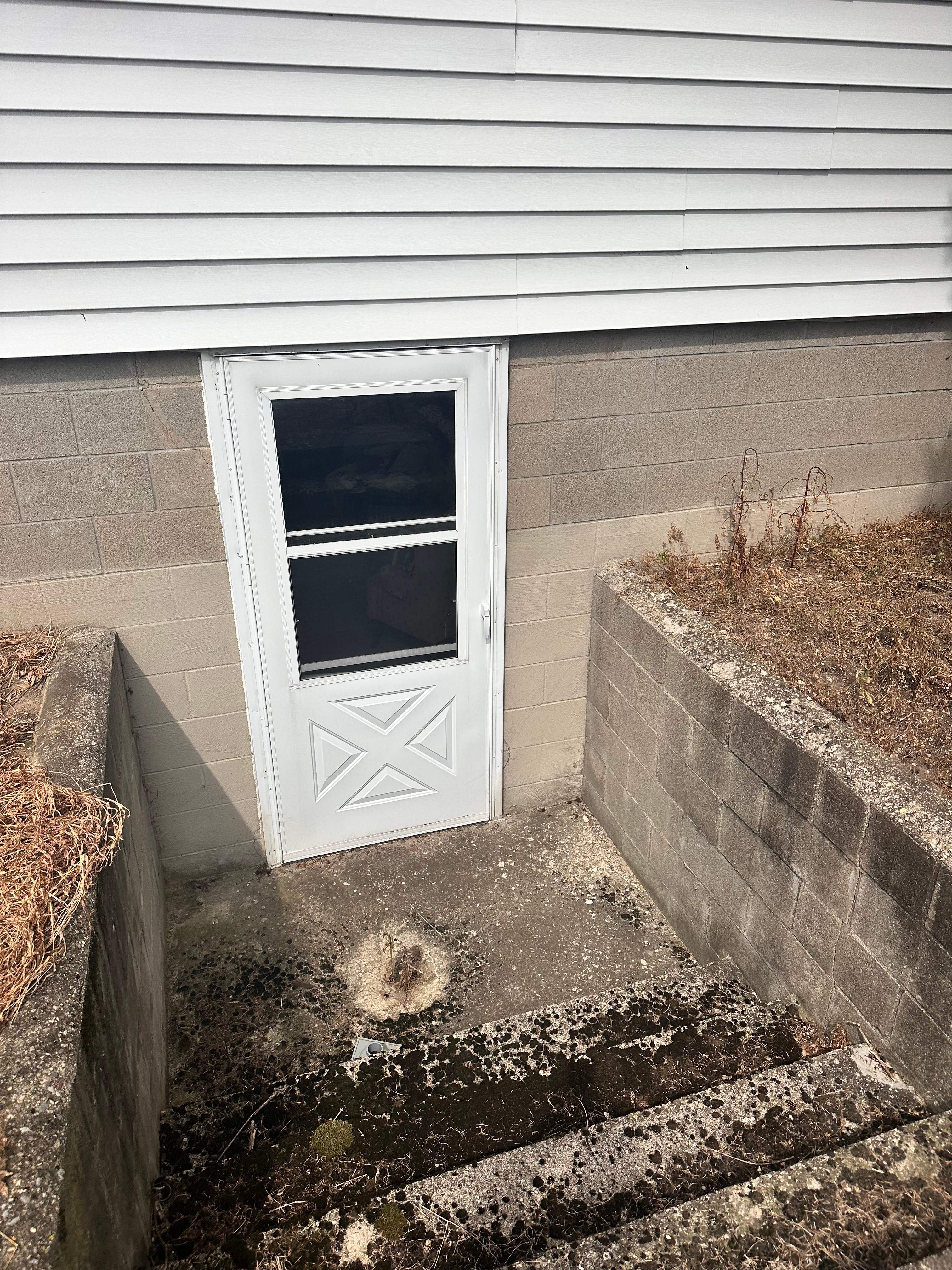 Crawl Space Interior/Exterior Waterproofing by Toledo Basement Repair 