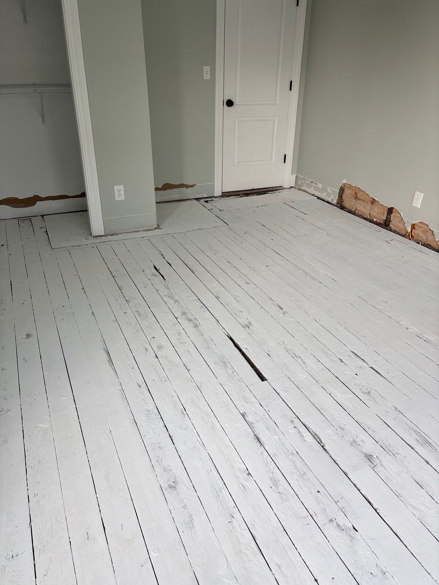 White Oak Hardwood Floor Installation in Cincinnati by Footprints Floors Kentucky