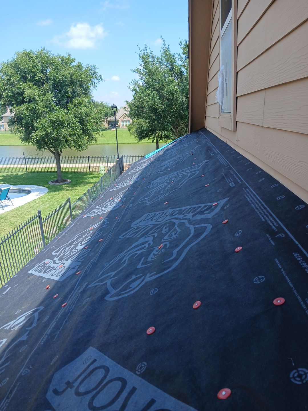 Residential Roofing Installation using Owen's Corning Duration (Lifetime) Shingles by Roof Repair Company