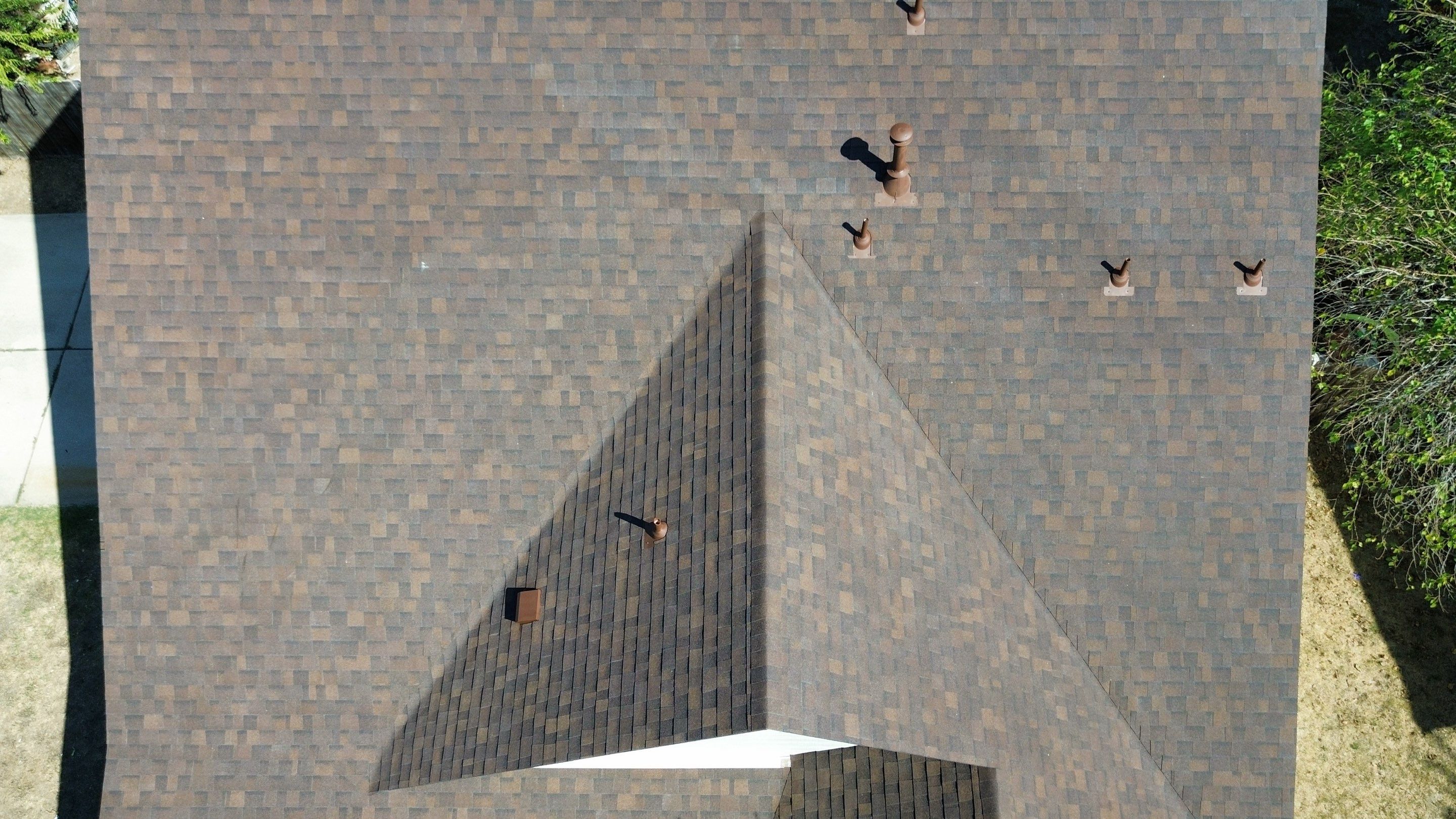 Residential Roof Replacement – Owens Corning Oakridge Brownwood in Pflugerville, TX by Kstylez Roofing & Construction