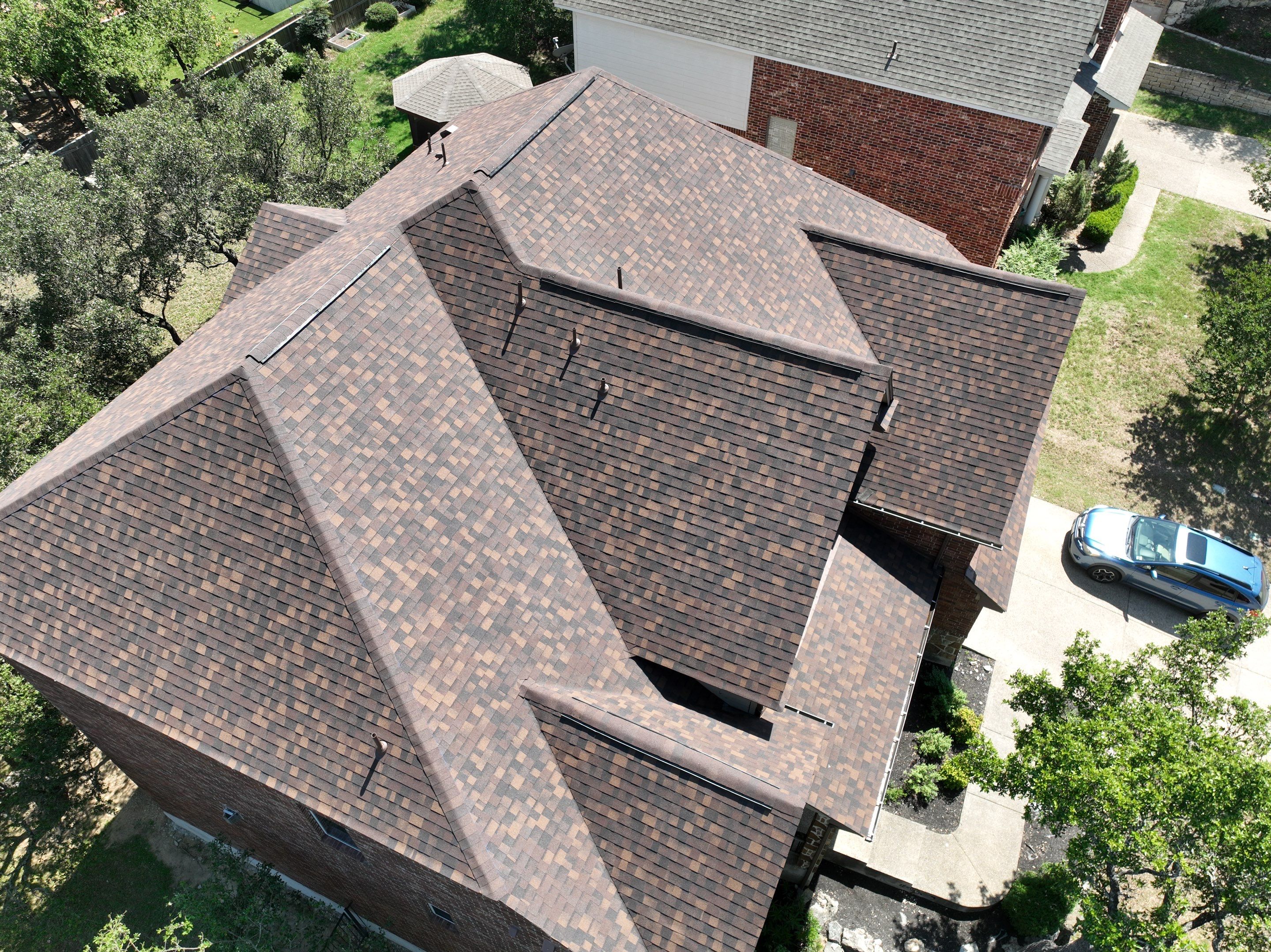Residential Roof Replacement using Owens Corning 30 year Architectural Shingles by Premier Roofing and Contracting