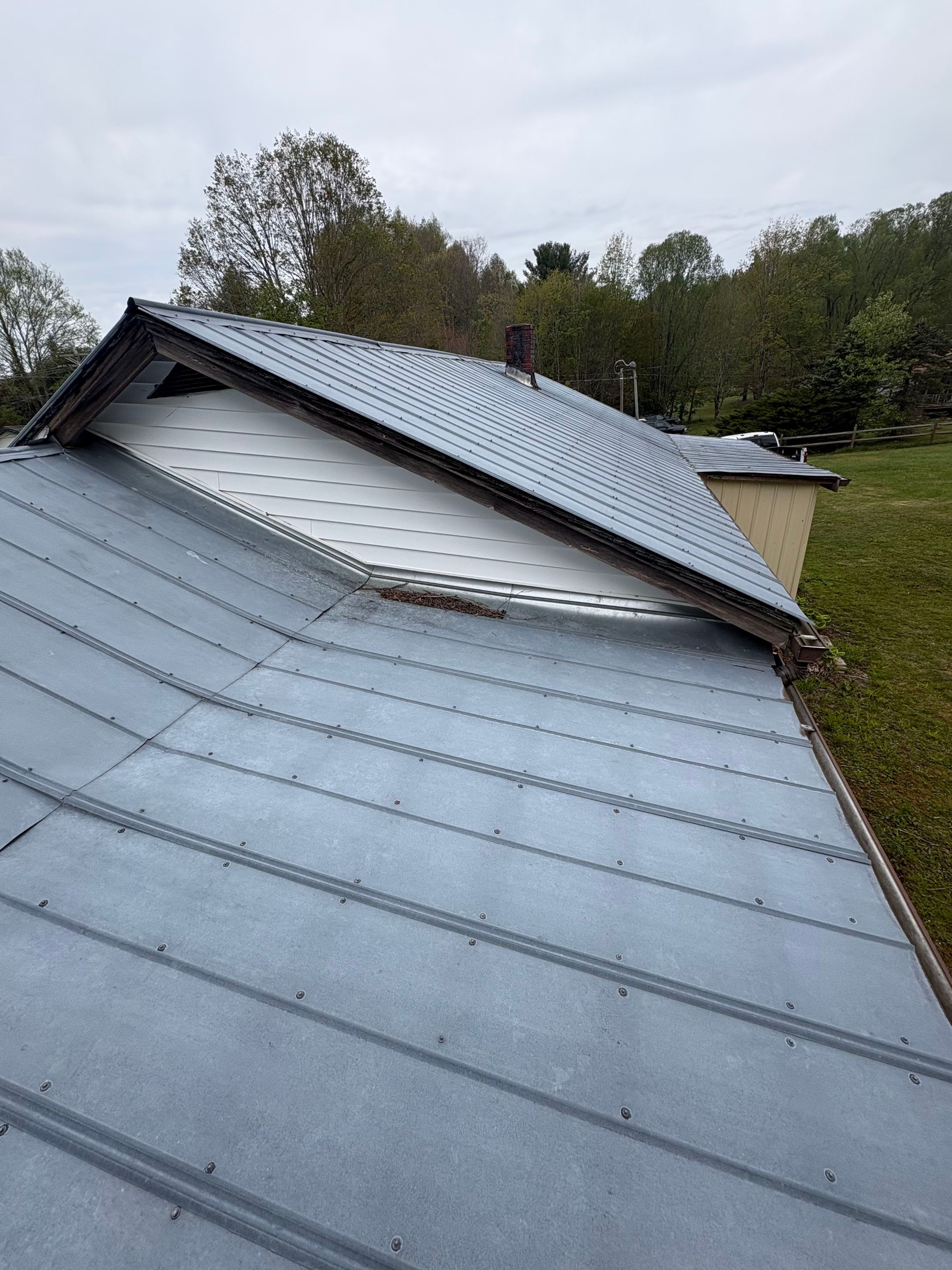 Reed Residence by Omnia Roofing
