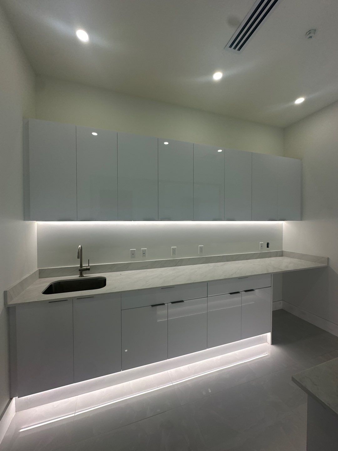 SMILE-FX Orthodontic & Clear Aligner Studio by Ruiz Construction Inc