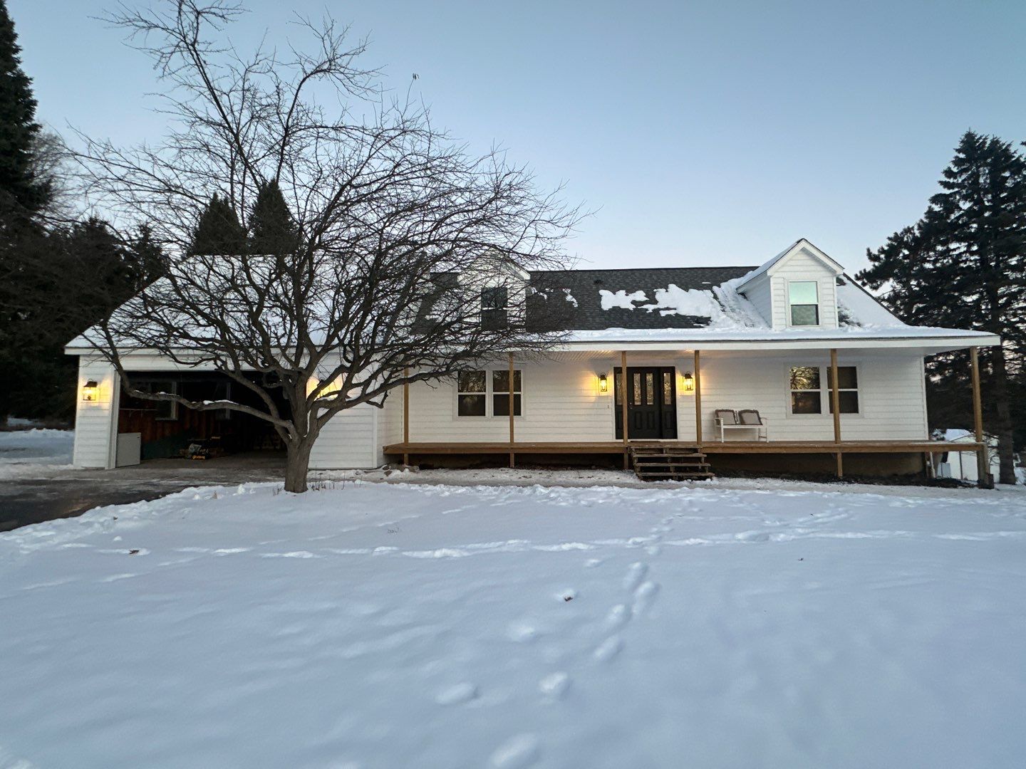 Siding Replacement using Ascend 7" Composite by 180 Contractors