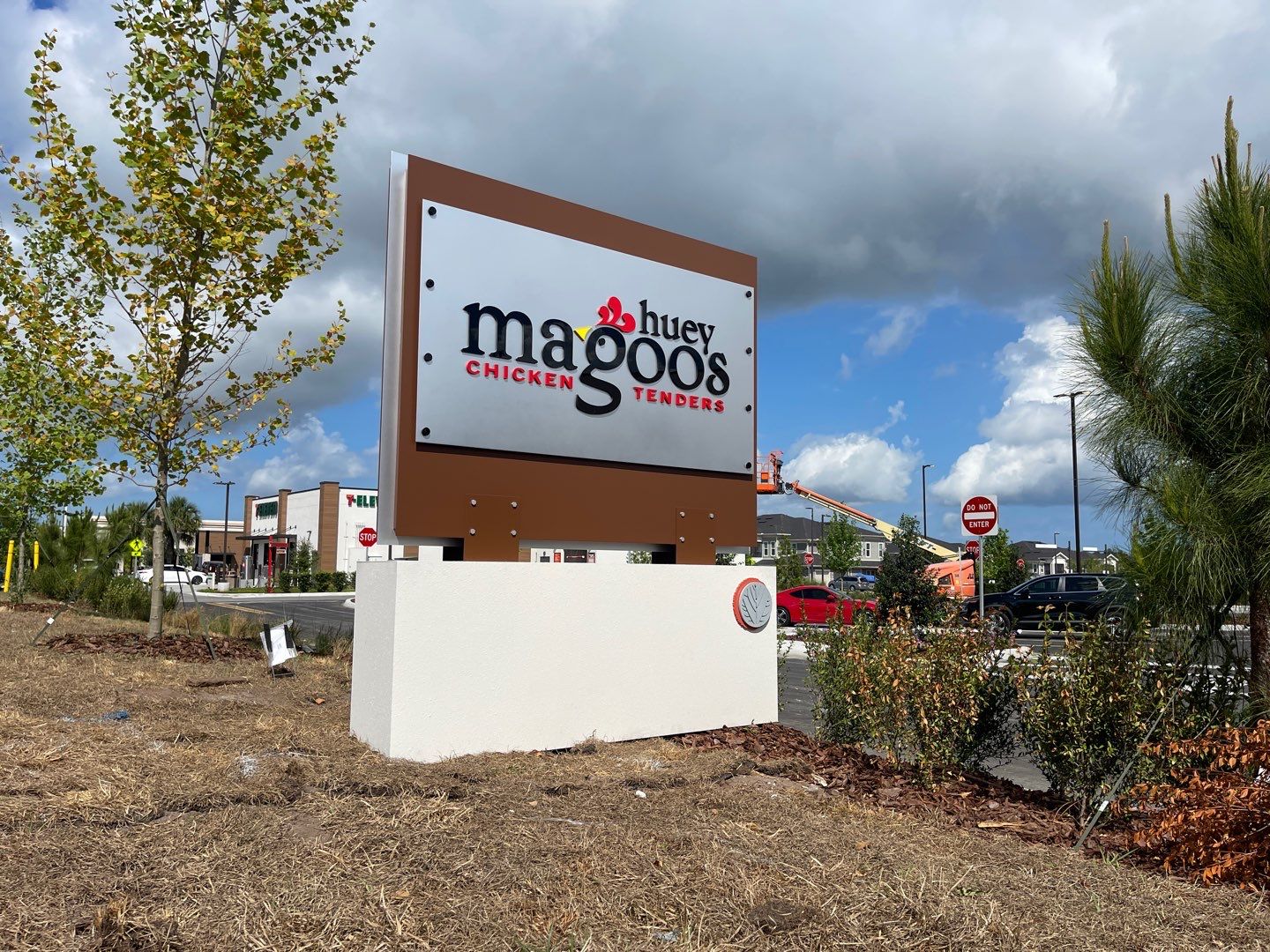 Monument Sign for Huey Magoos by SignCrafters