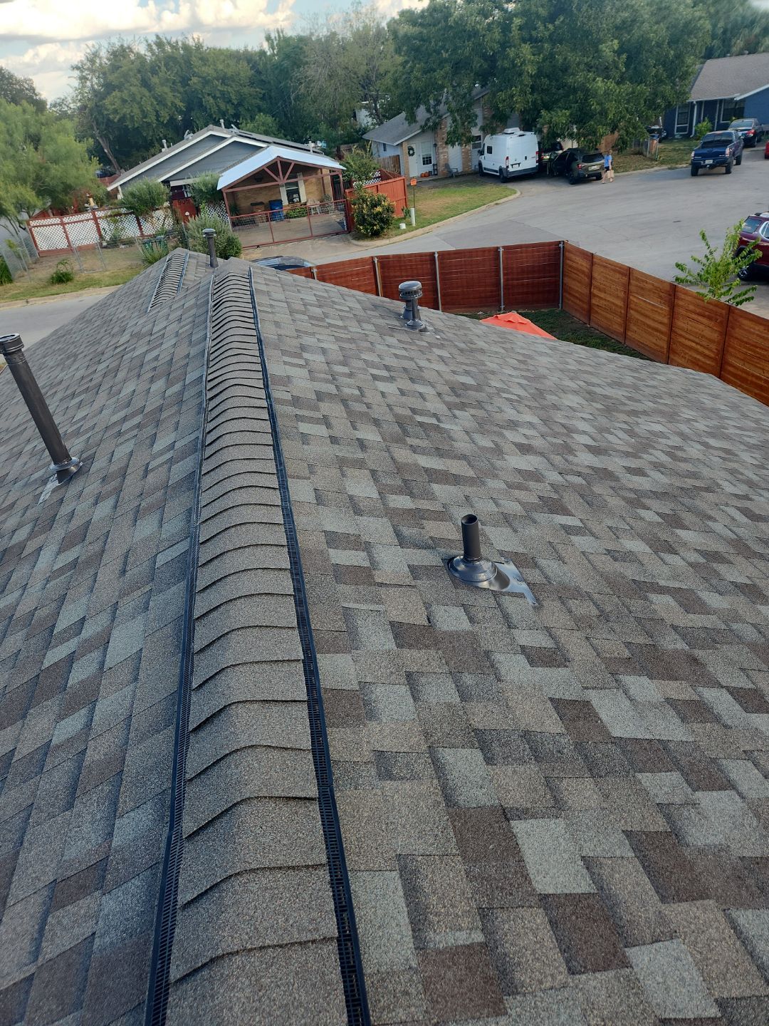 Driftwood - Owens Corning TruDefinition Duration by RoofsOnly.com