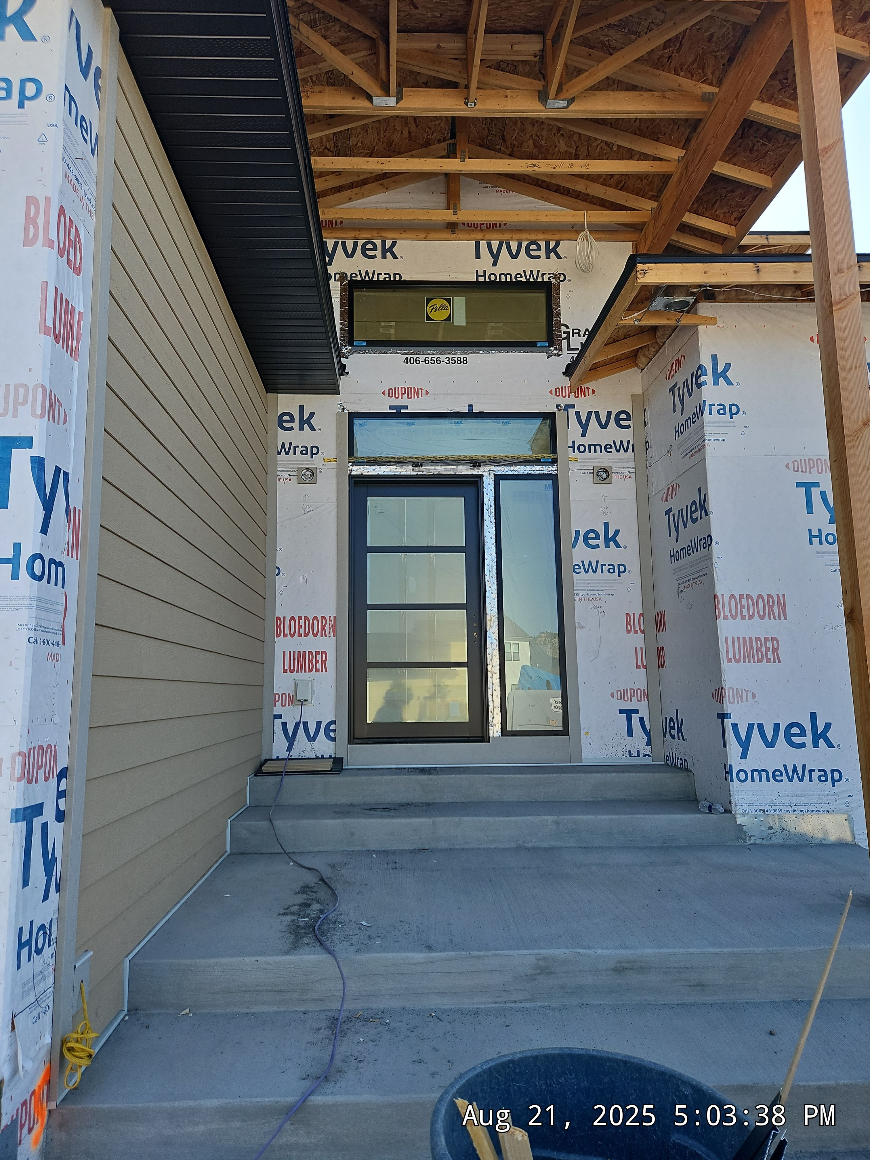 New Construction LP Smartside by Plankwalker Siding & Roofing