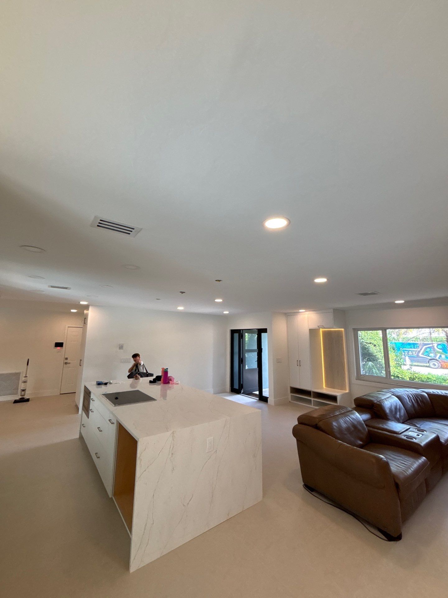 48x48 Flooring - East Boca Raton by Hevi Tile