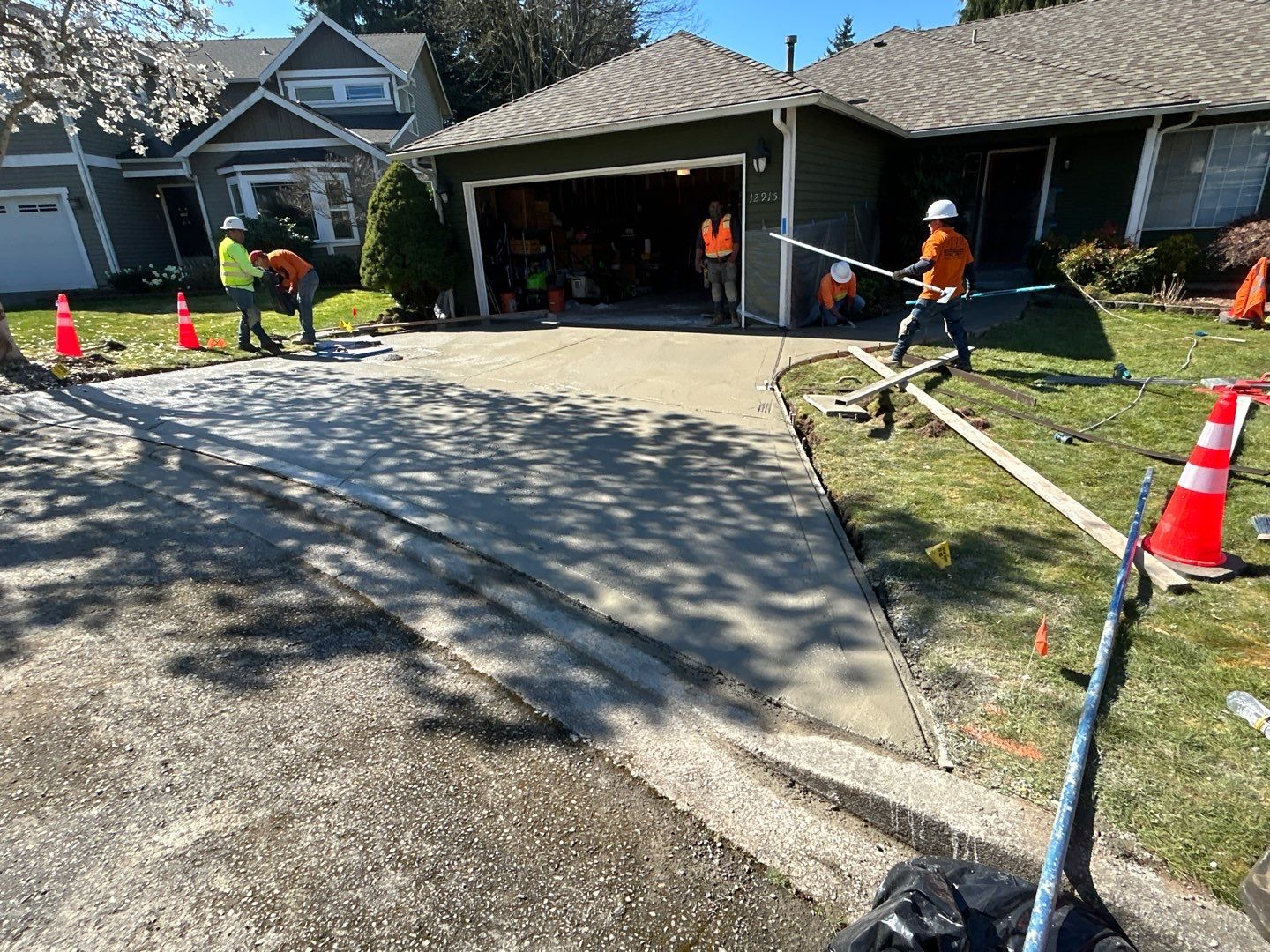 William | Concrete Driveway by Jireh Asphalt & Concrete Inc 