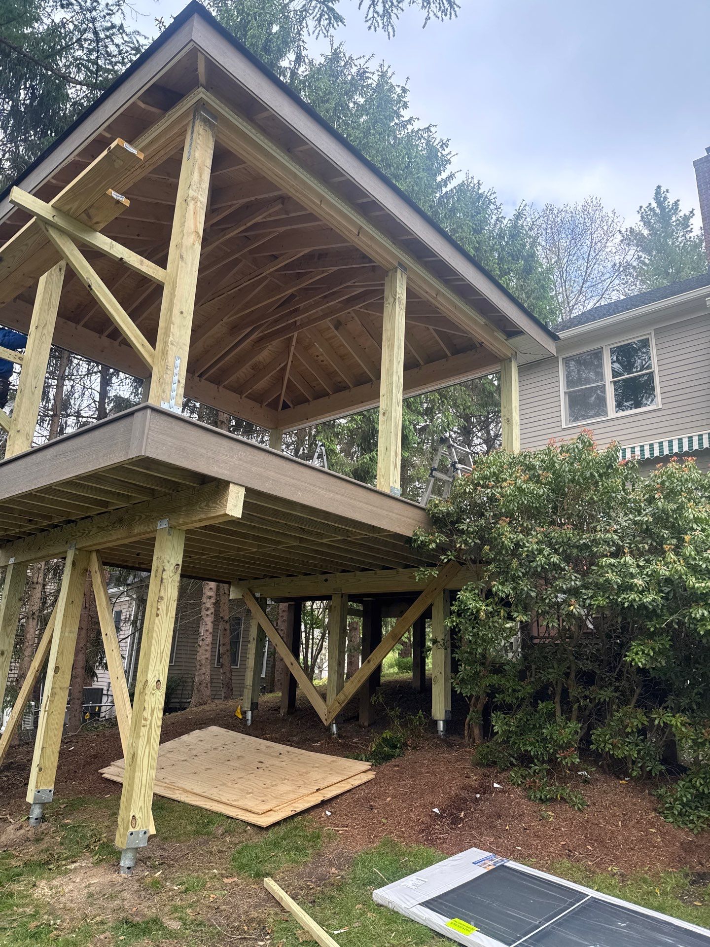 New Deck With a Screened In Porch In Mendham, New Jersey by deck guardian