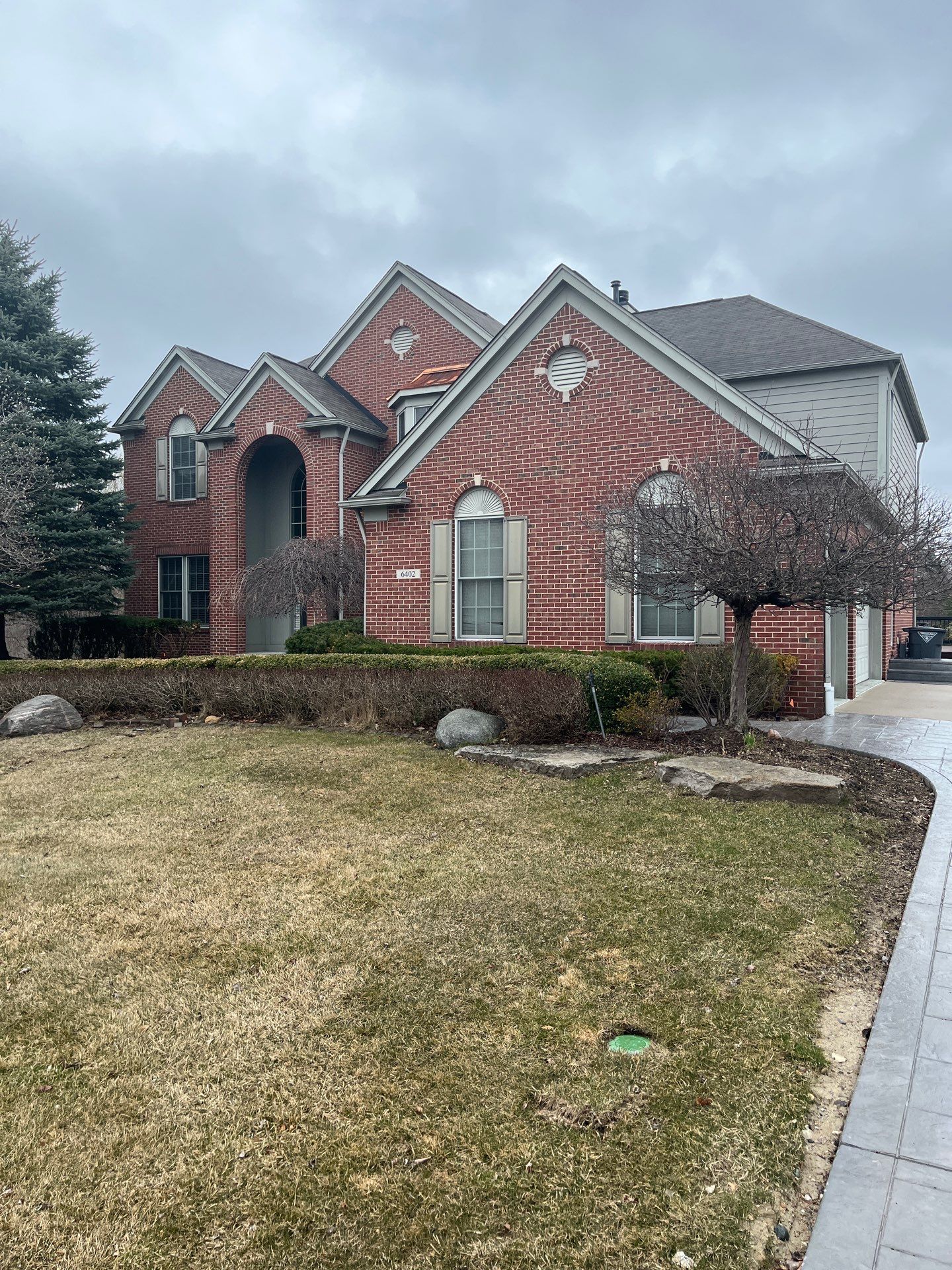 Roof Replacement using Owens Corning Onyx Black by 180 Contractors