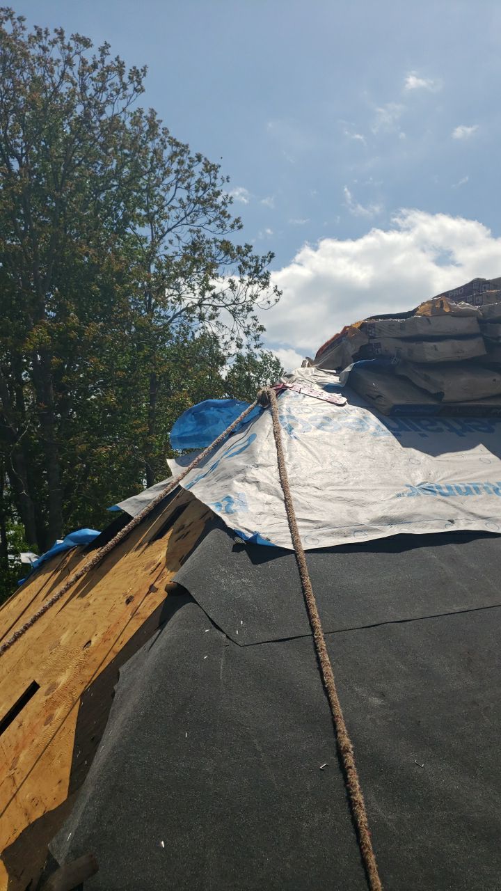 Great Falls: CertainTeed Landmark Pro Designer Shingles in Max Def Moire Black by RM Banning, Inc.