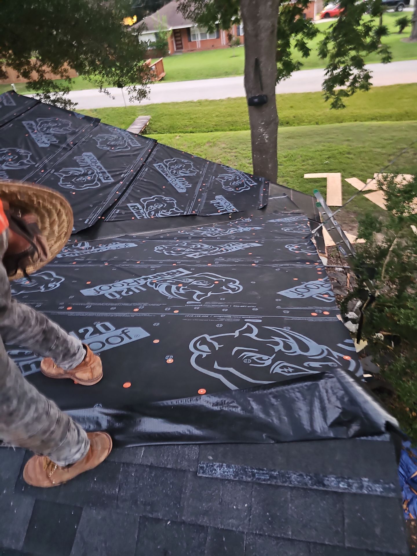Residential Roofing Installation using Owen's Corning Duration (Lifetime) Shingles by Roof Repair Company