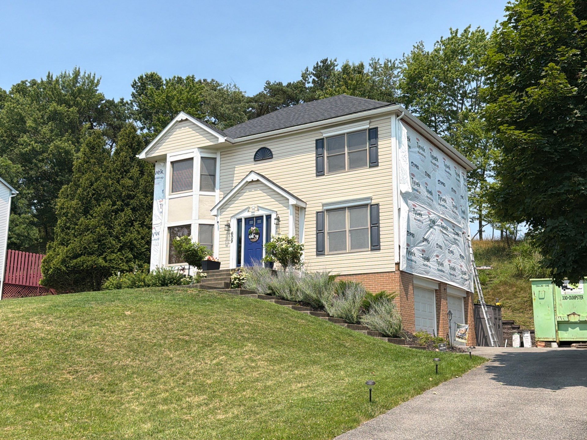 Full Residential Vinyl Siding Renovation With Mastic Cedar Discovery Shingle Shake and Ovation Lap Siding by Ideal Siding Pittsburgh
